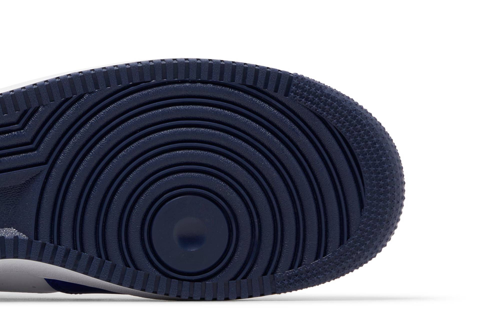 Nike Air Force 1 ’07 LV8 ‘Game Royal Navy’ FQ8825-100