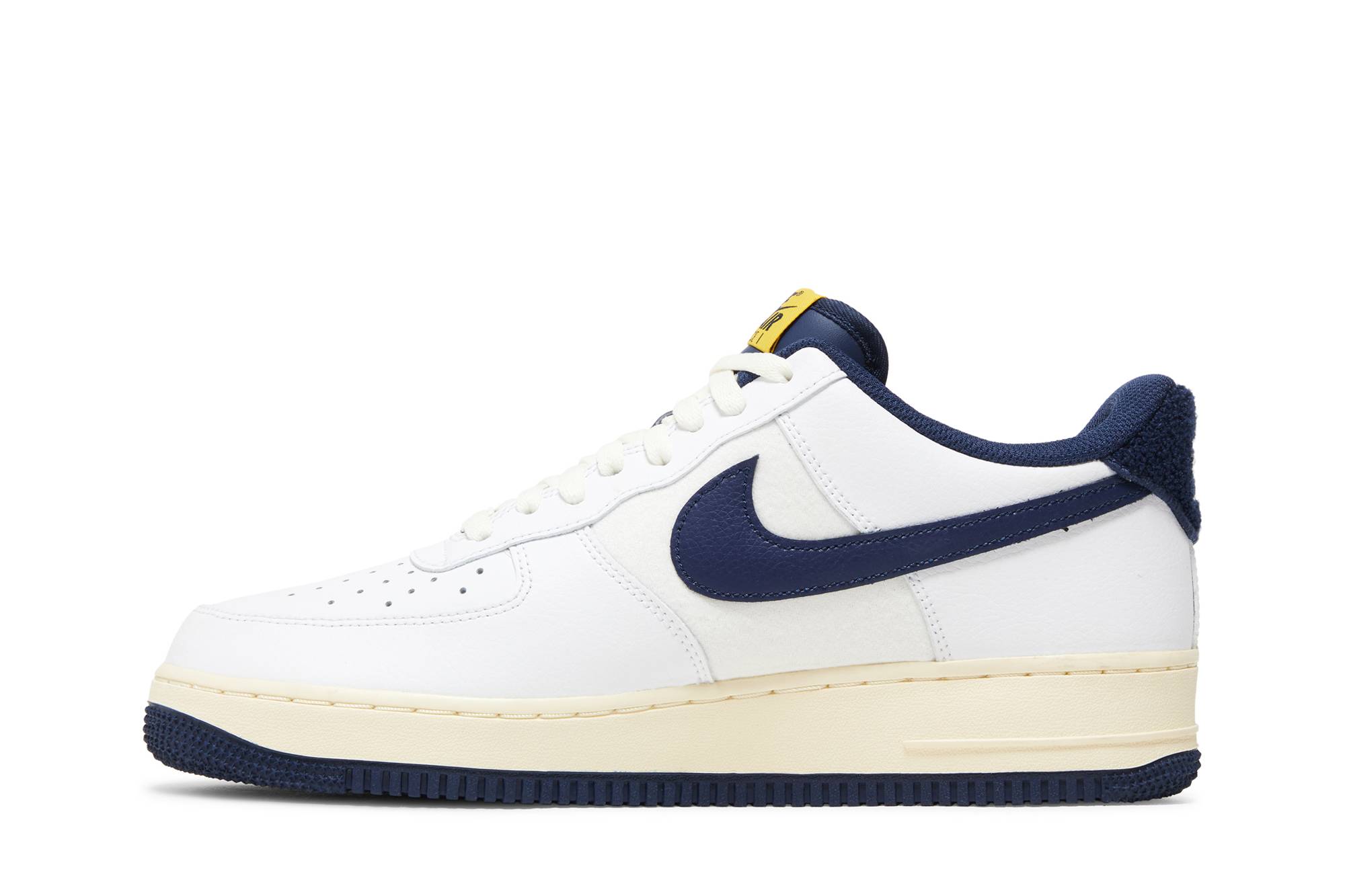 Nike Air Force 1 ’07 LV8 ‘Varsity Jacket – Michigan’ DO5220-141