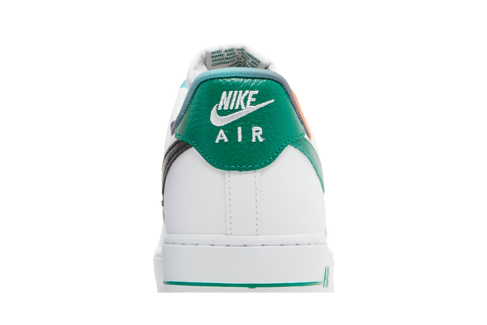 Nike Air Force 1 ’07 LV8 Low EMBz DM0109-100