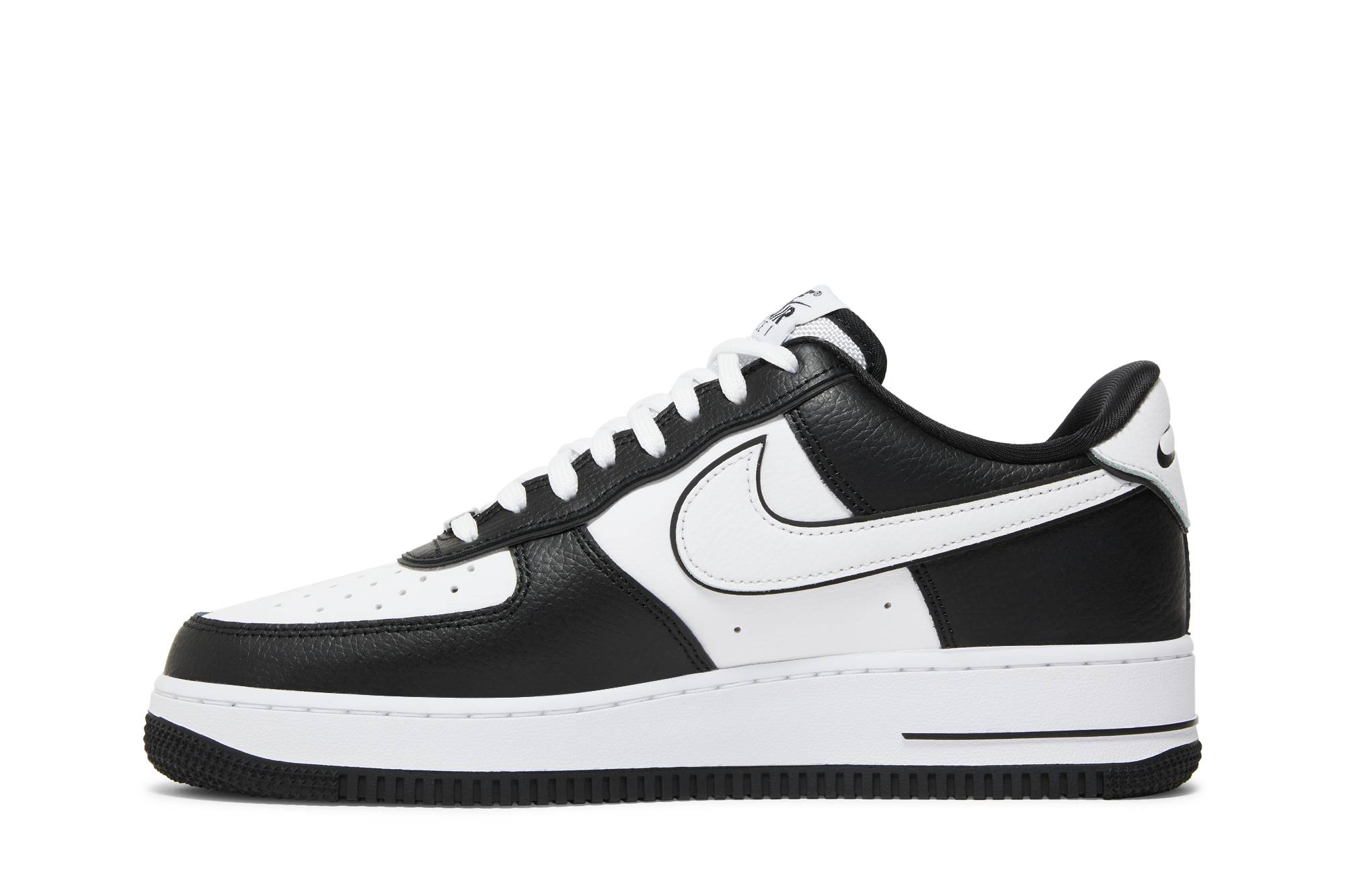 Nike Air Force 1 Low ’07 LV8 ‘Panda’ DX3115-100