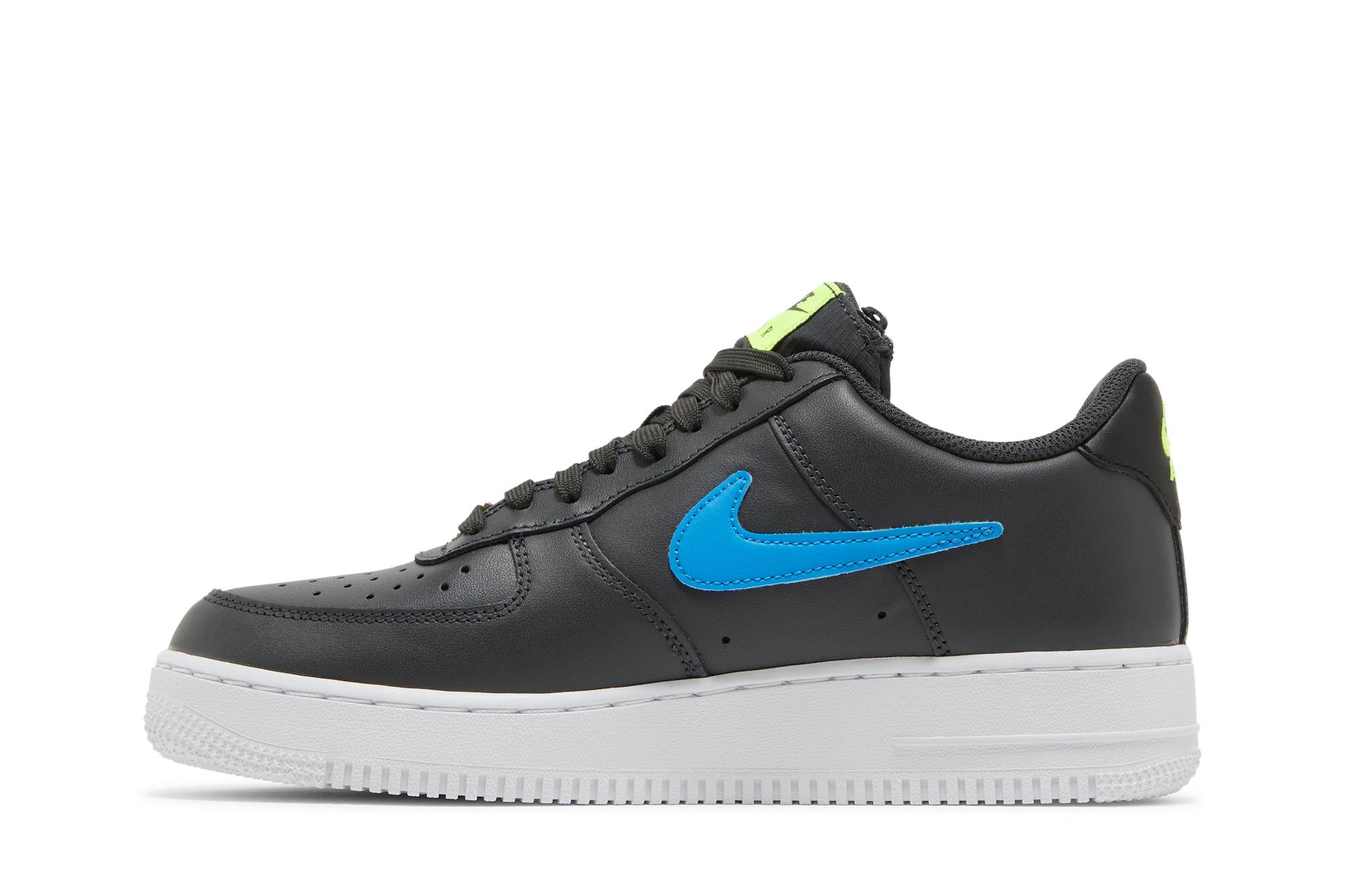 Nike Air Force 1 Low ‘Carabiner Swoosh’ DH7579-001