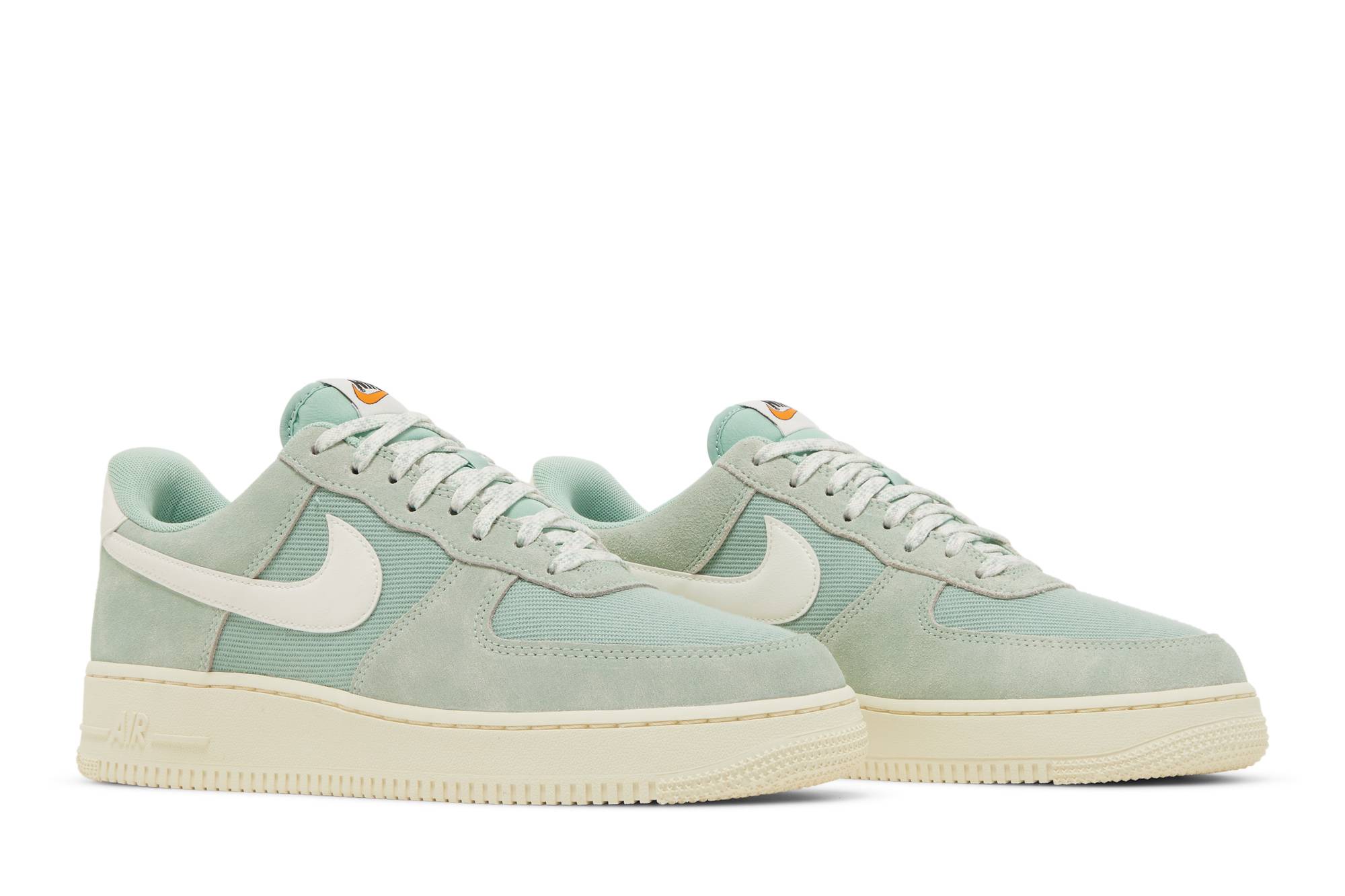 Nike Air Force 1 Low ‘Enamel Green’ DO9801-300