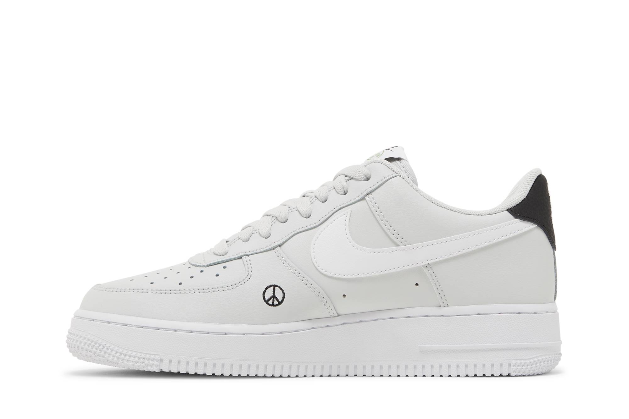 Nike Air Force 1 Low ‘Have a Nike Day Earth’ DM0118-001
