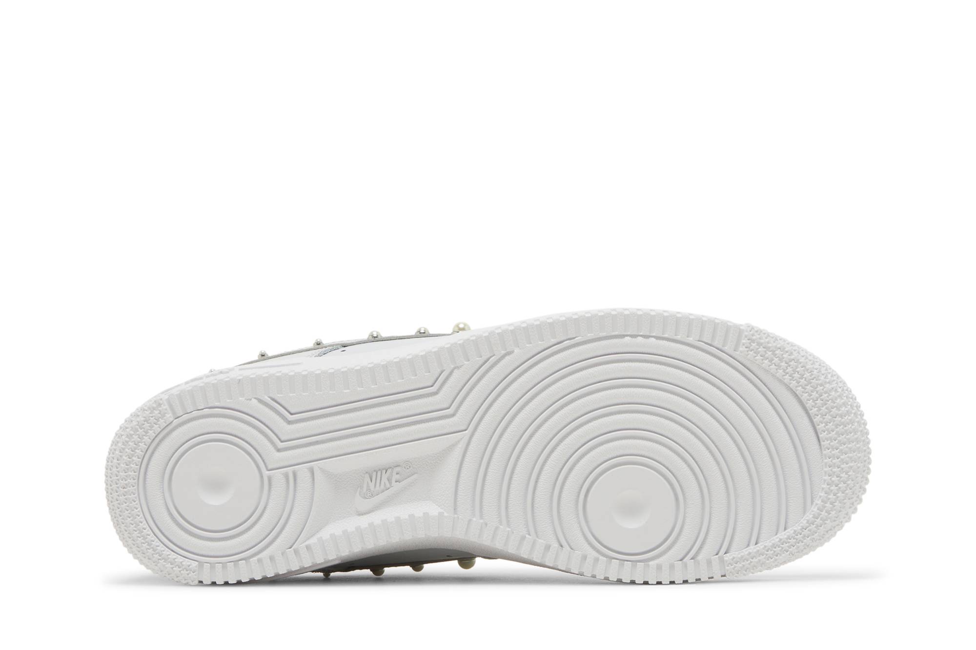 (Women) Nike Air Force 1 Low ‘Pearl Swoosh’ DV3810-001