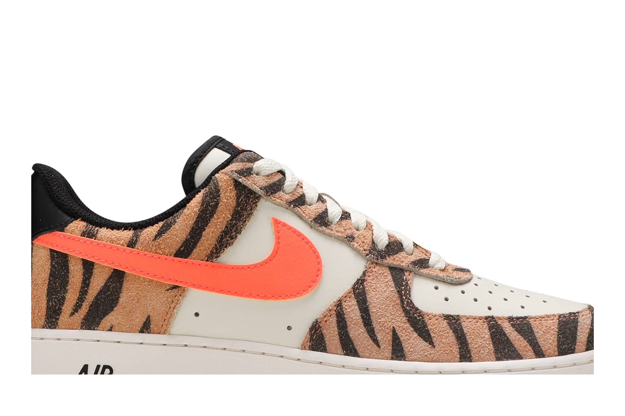 Nike Air Force 1 Low Premium ‘Daktari Stripes’ DJ6192-100