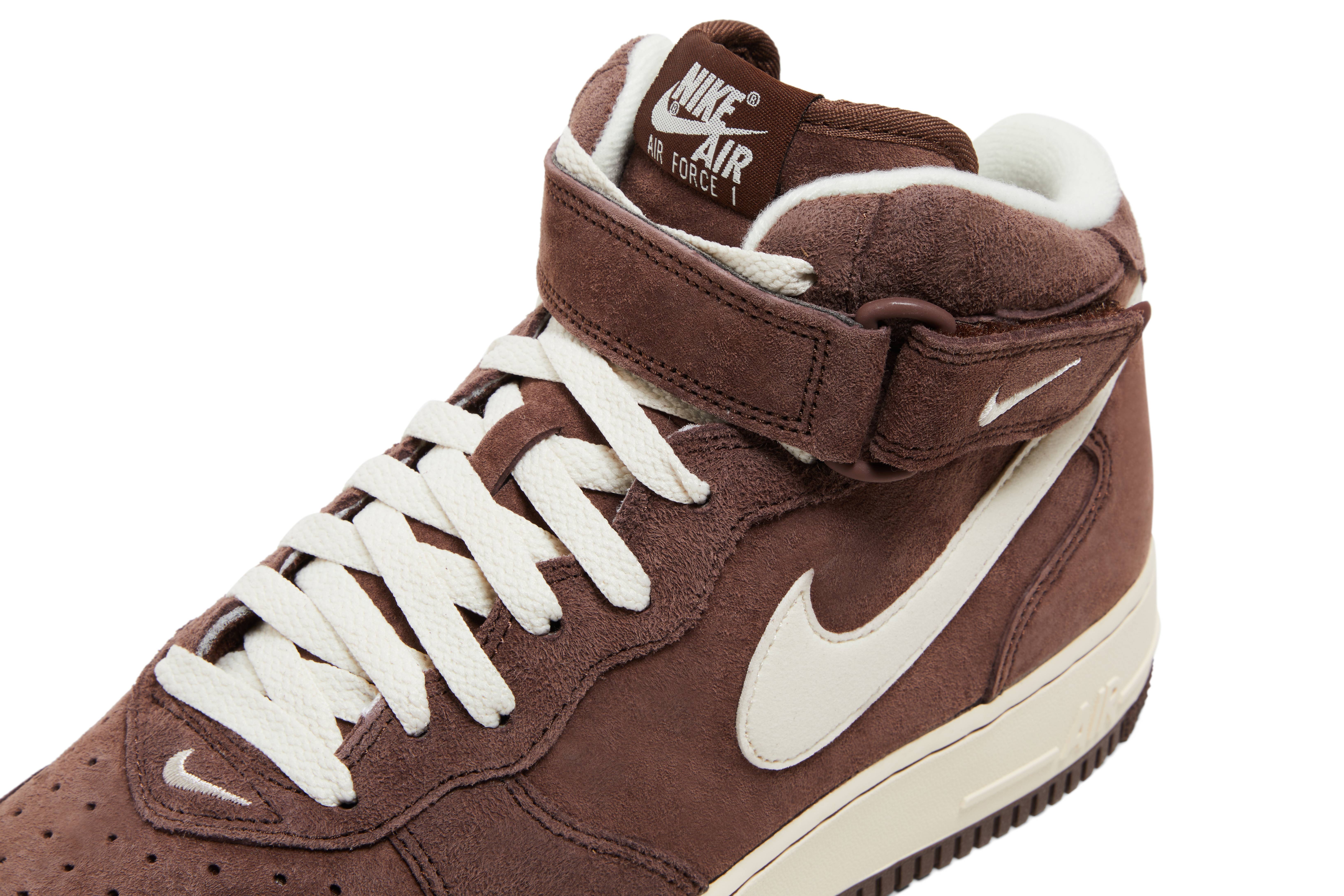 Nike Air Force 1 Mid Ã¢â‚¬â„¢07 QS ‘Chocolate’ DM0107-200