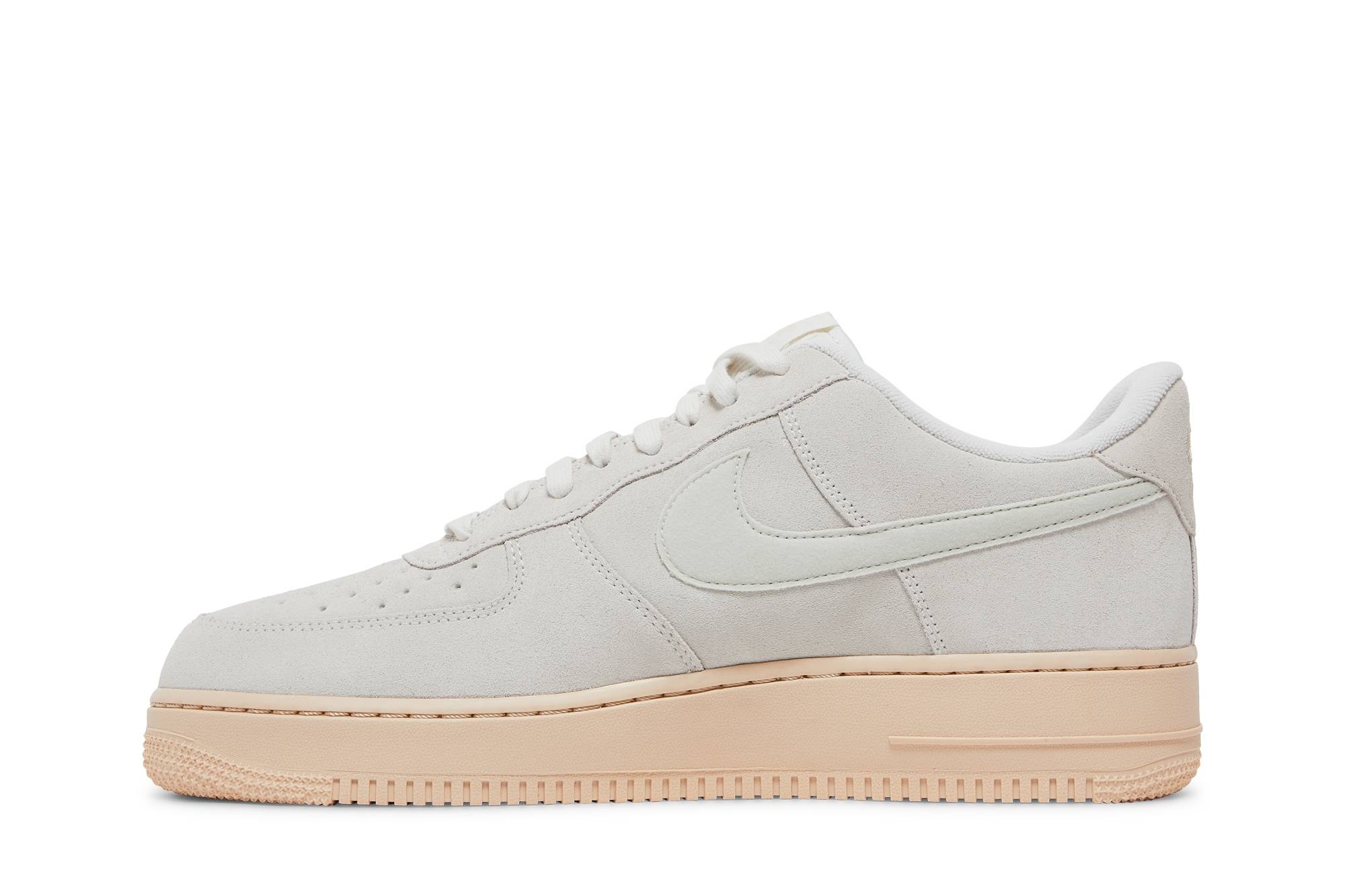 Nike Air Force 1 Winter Premium ‘Summit White’ DO6730-100