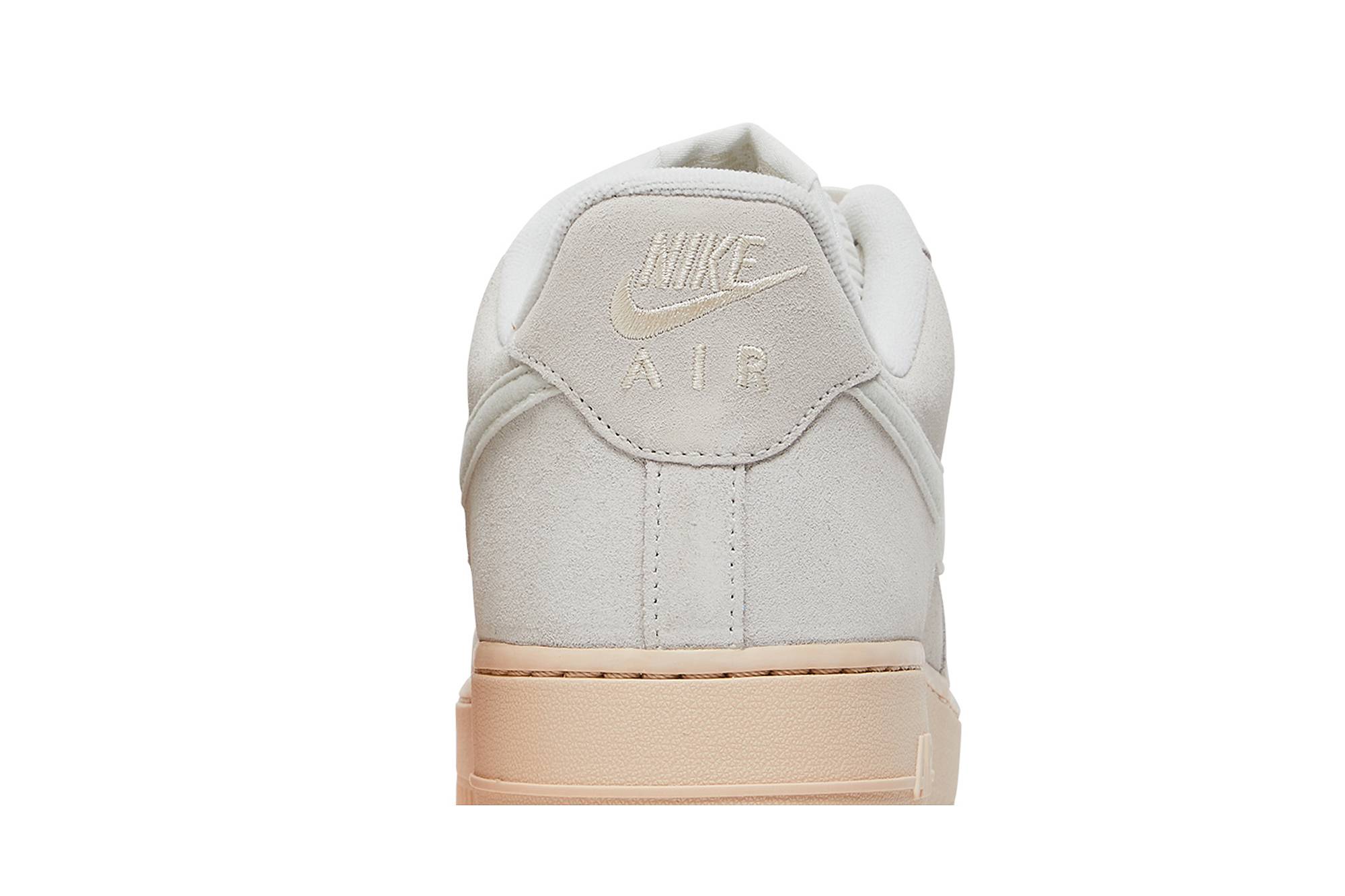 Nike Air Force 1 Winter Premium ‘Summit White’ DO6730-100