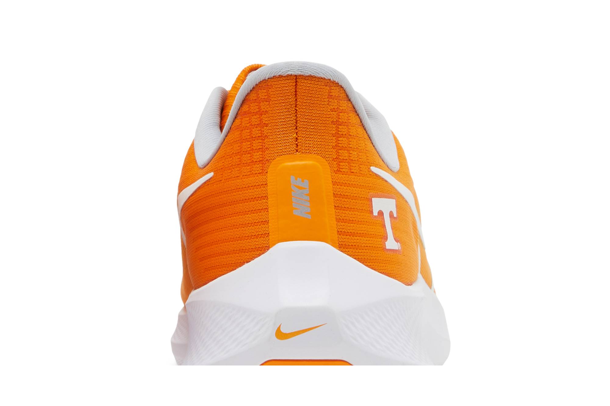 Nike Air Zoom Pegasus 39 ‘Tennessee’ DR1975-800