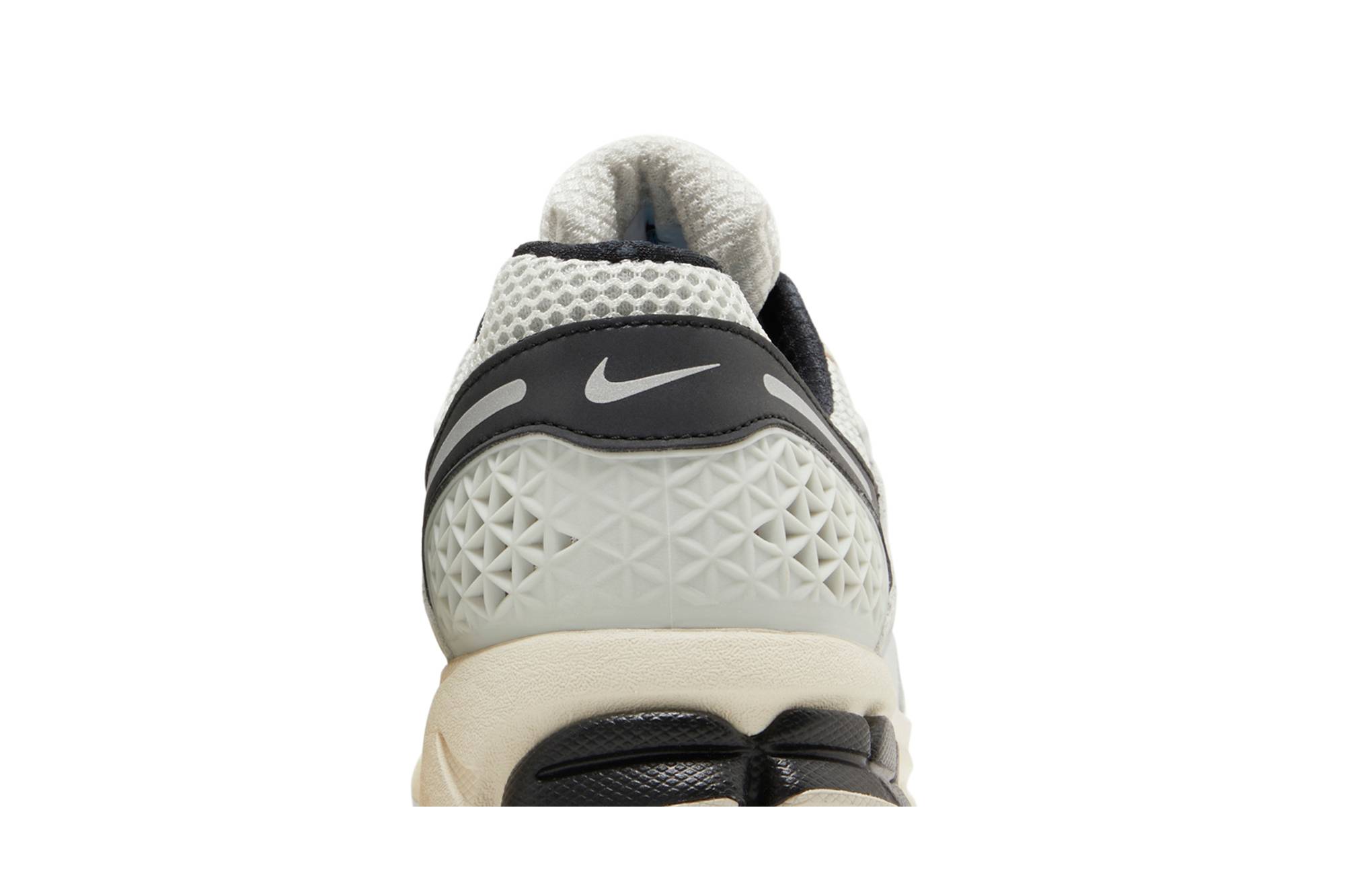 nike air zoom vomero 5 ‘S*personic’ fn7649-110