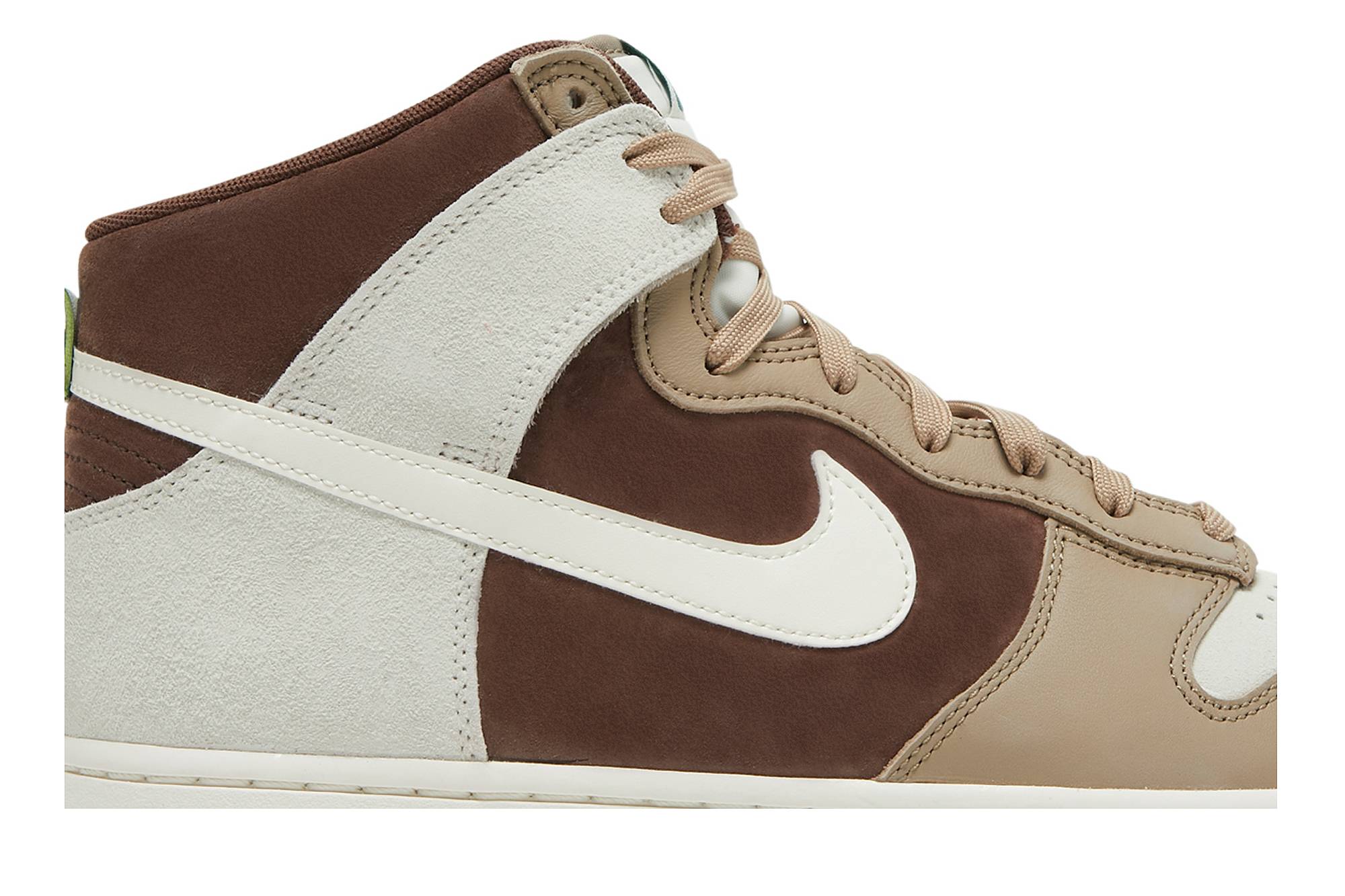 Nike Dunk High ‘Light Chocolate’ DH5348-100