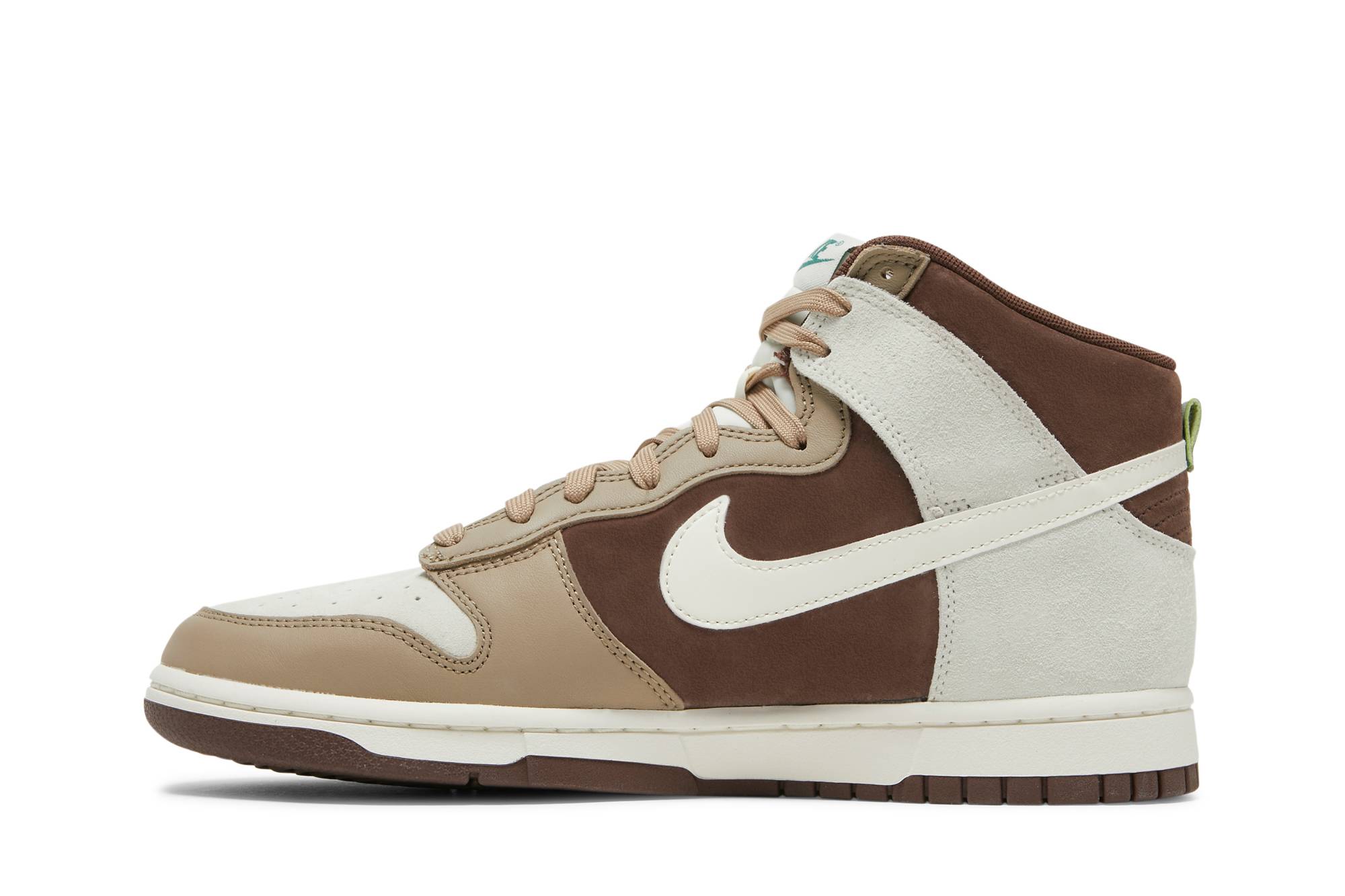 Nike Dunk High ‘Light Chocolate’ DH5348-100