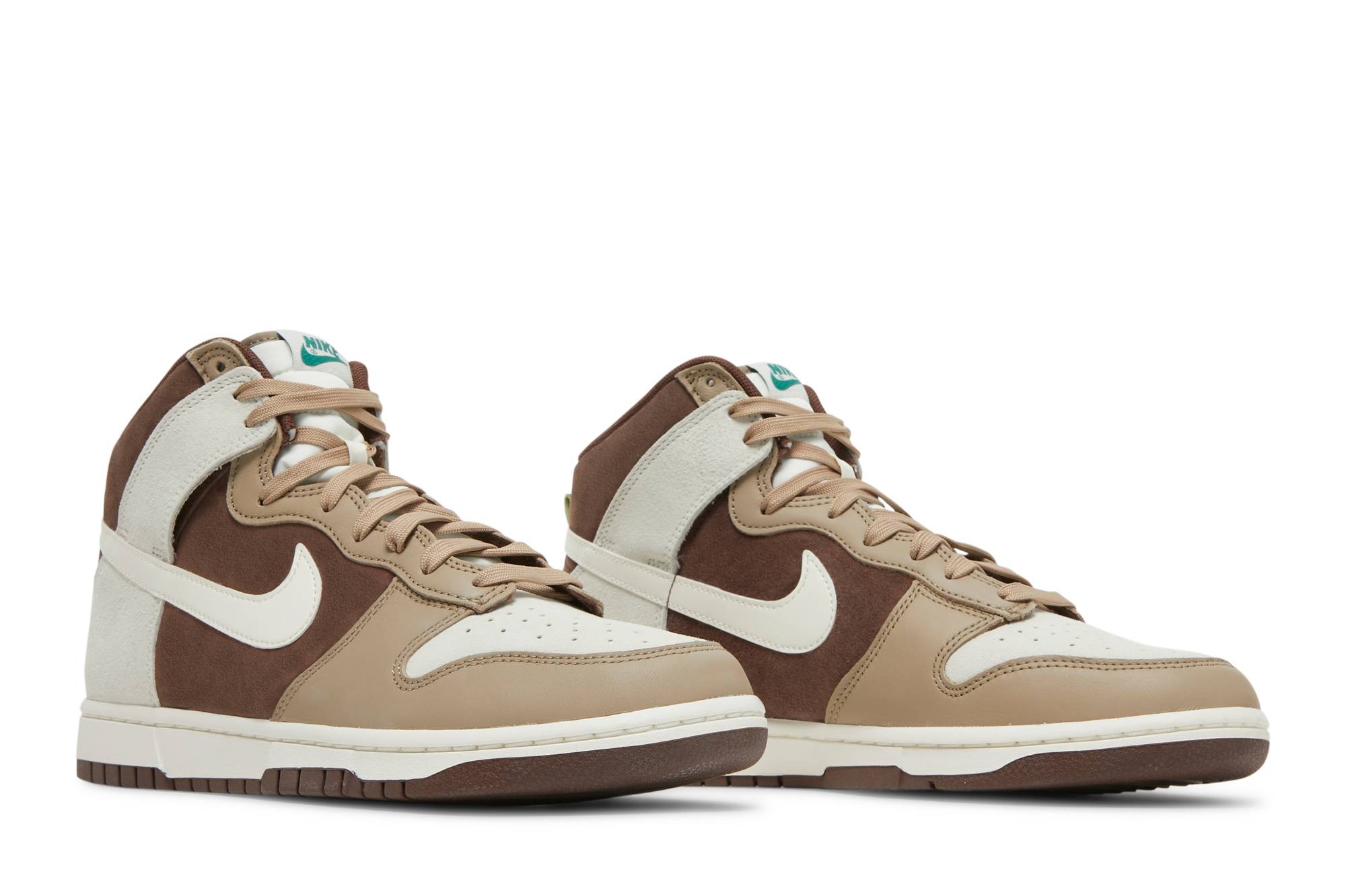 Nike Dunk High ‘Light Chocolate’ DH5348-100