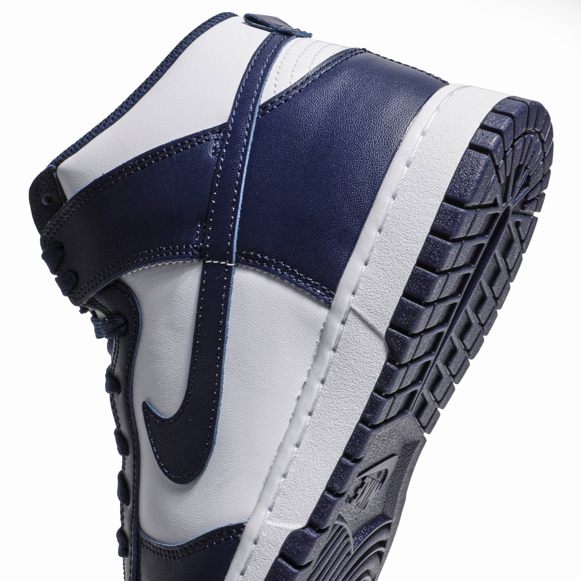 Nike Dunk High ‘Midnight Navy’ DD1399-104