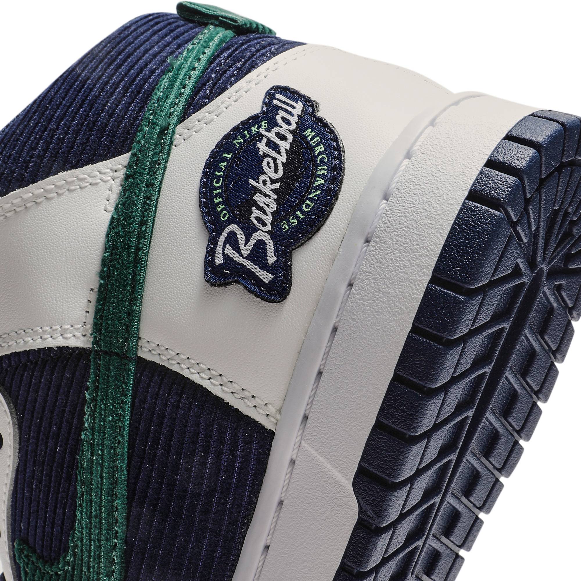 Nike Dunk High ‘Sports Specialties’ DH0953-400