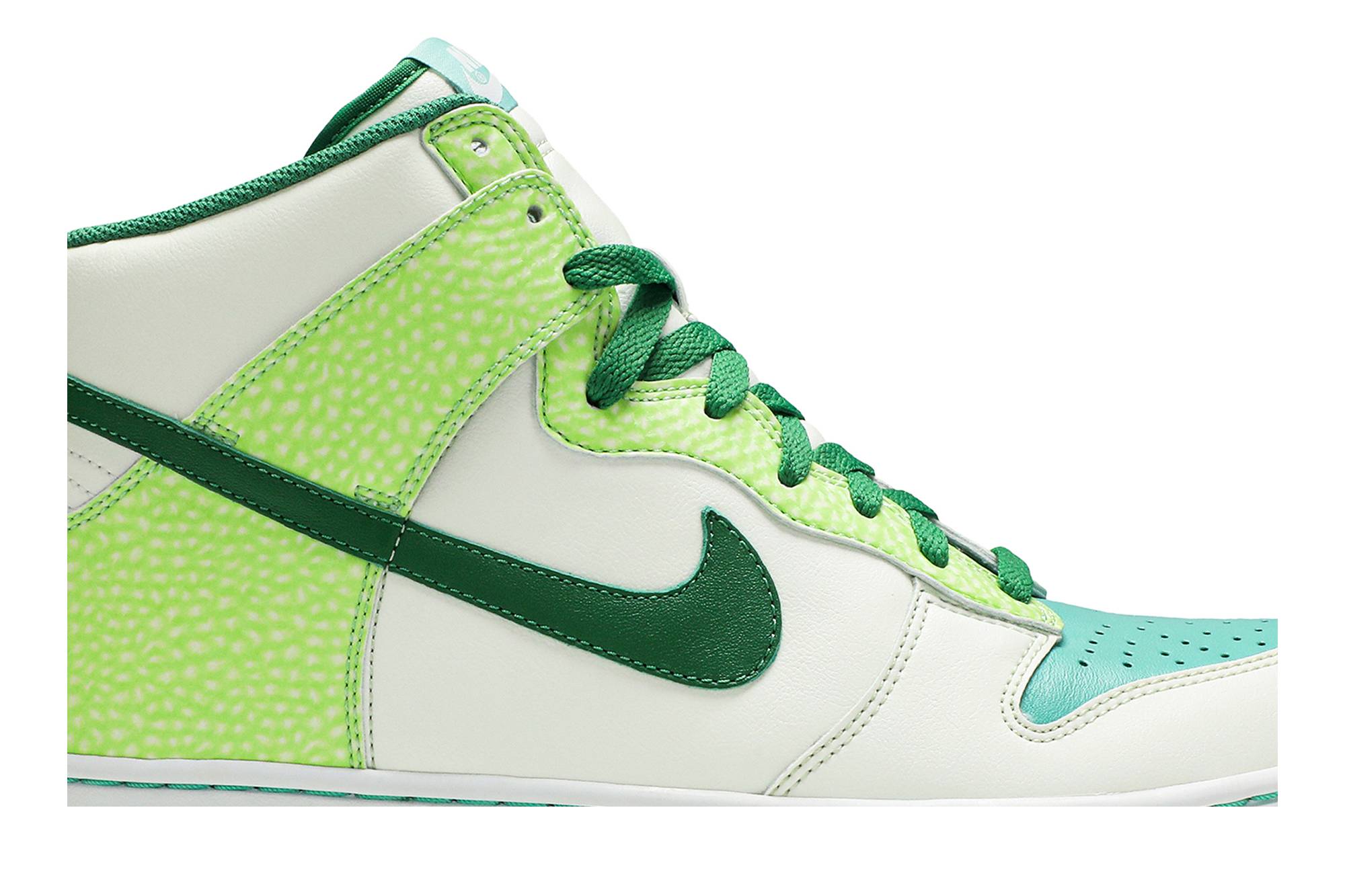 Nike Dunk High Premium ‘Glow In The Dark 2’ 312786-131