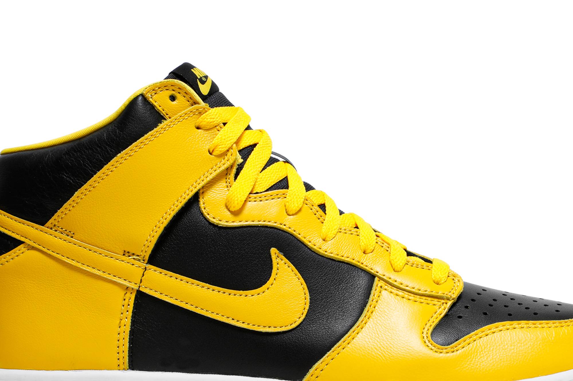 Nike Dunk High SP ‘Iowa’ 2020 CZ8149-002
