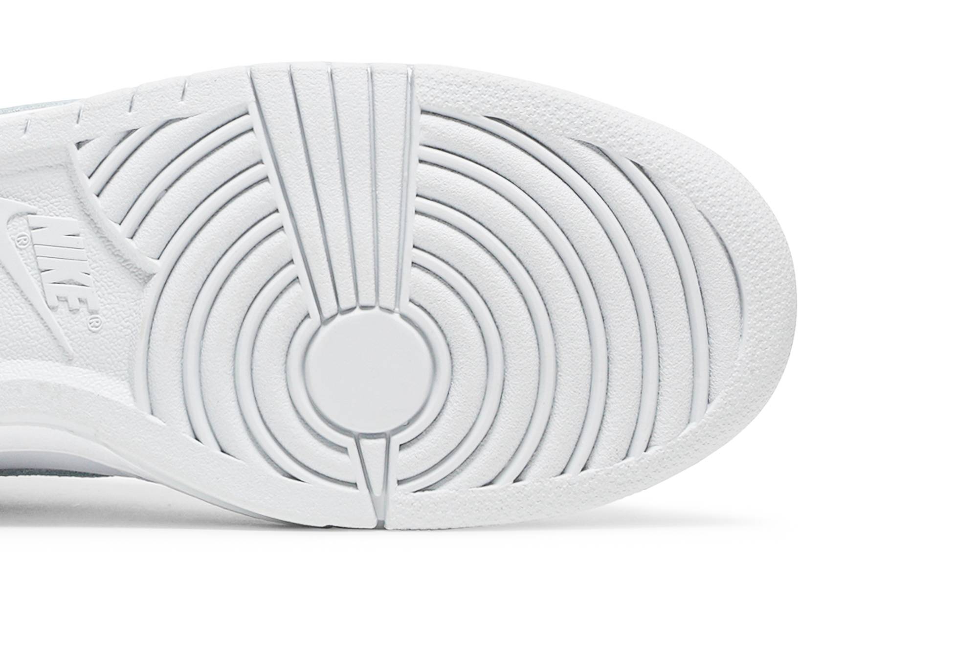 Nike Dunk High SP ‘Pure Platinum’ CZ8149-101