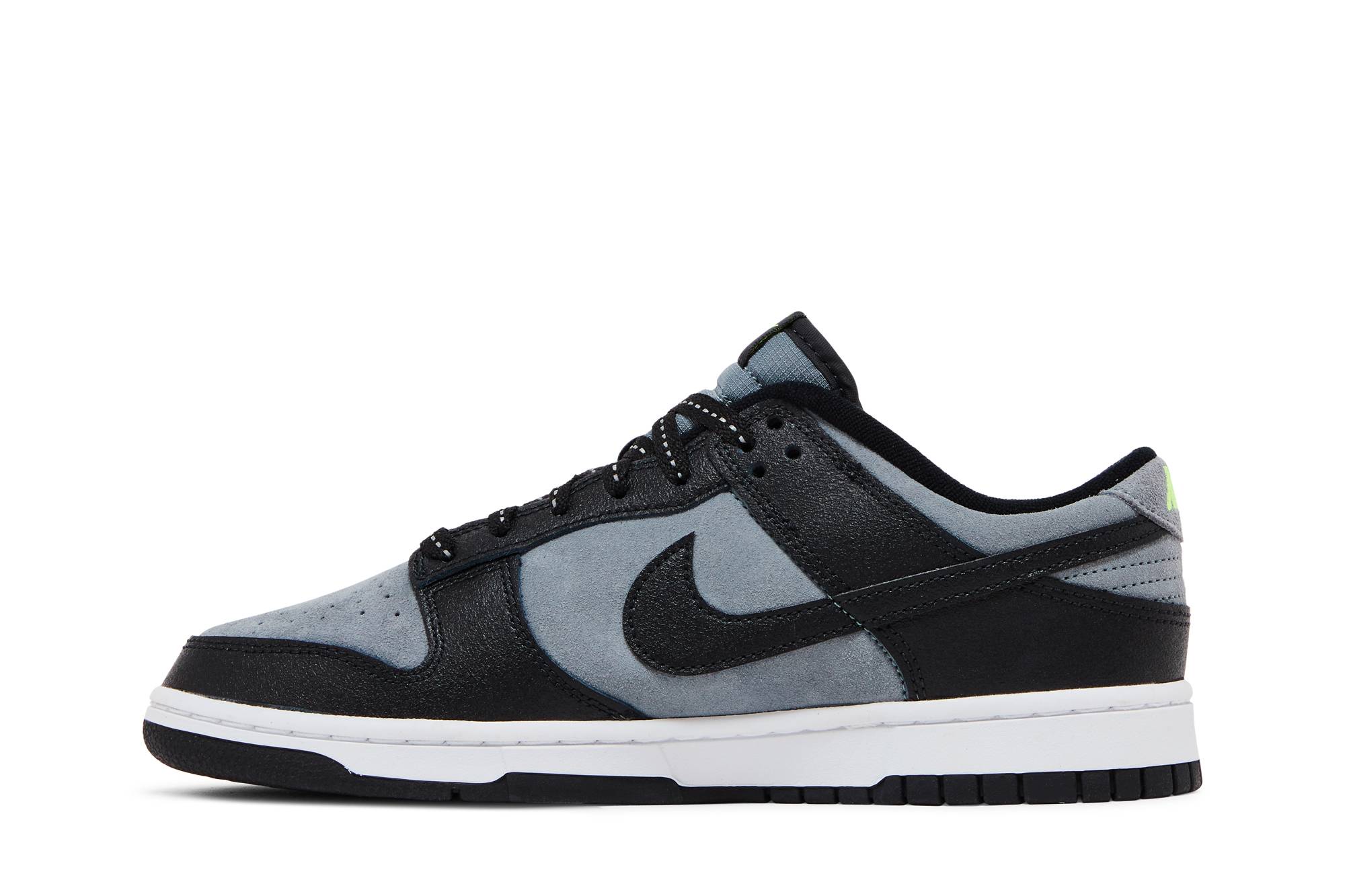 Nike Dunk Low ‘Black Grey Green Strike’ FQ2205-001