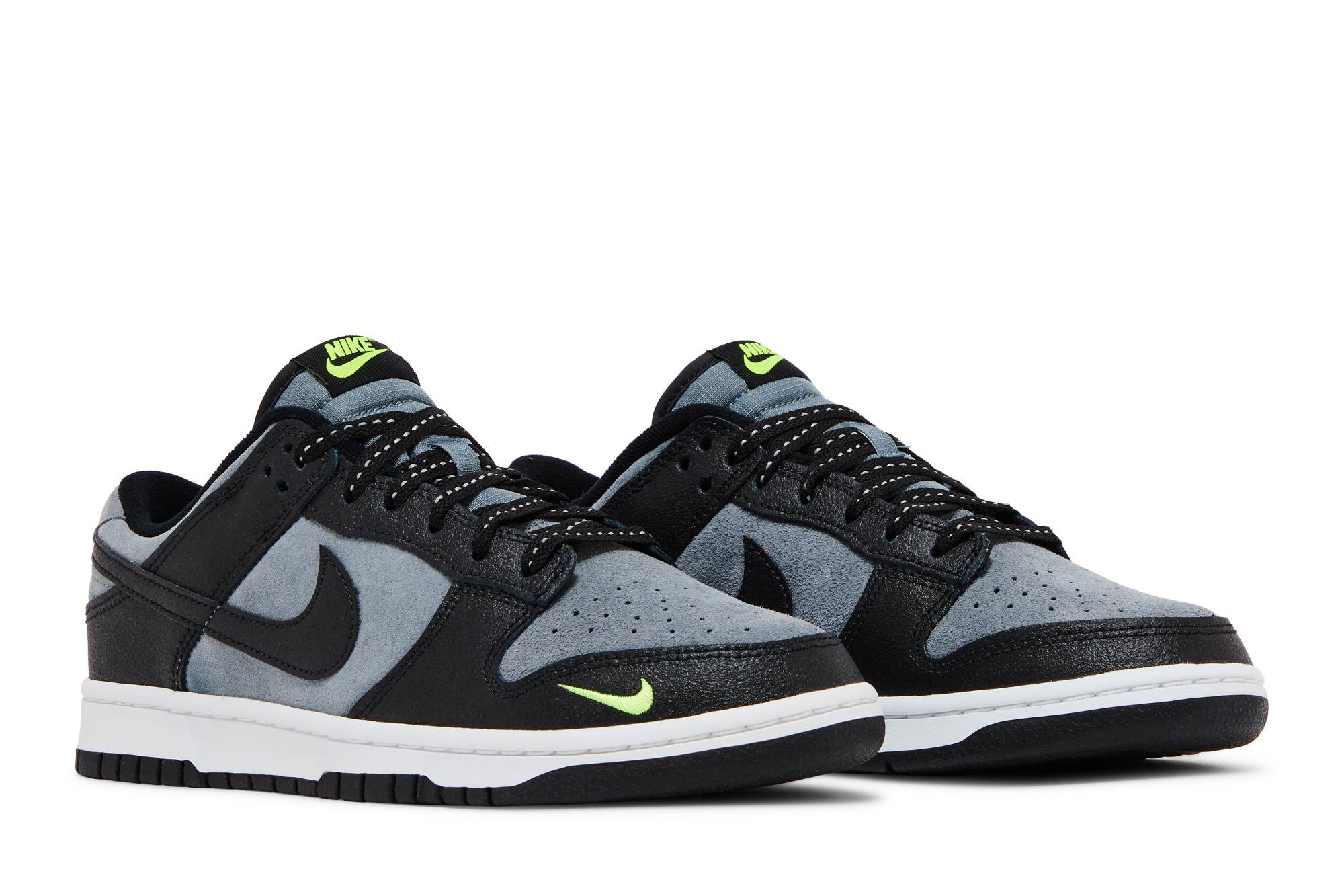 Nike Dunk Low ‘Black Grey Green Strike’ FQ2205-001
