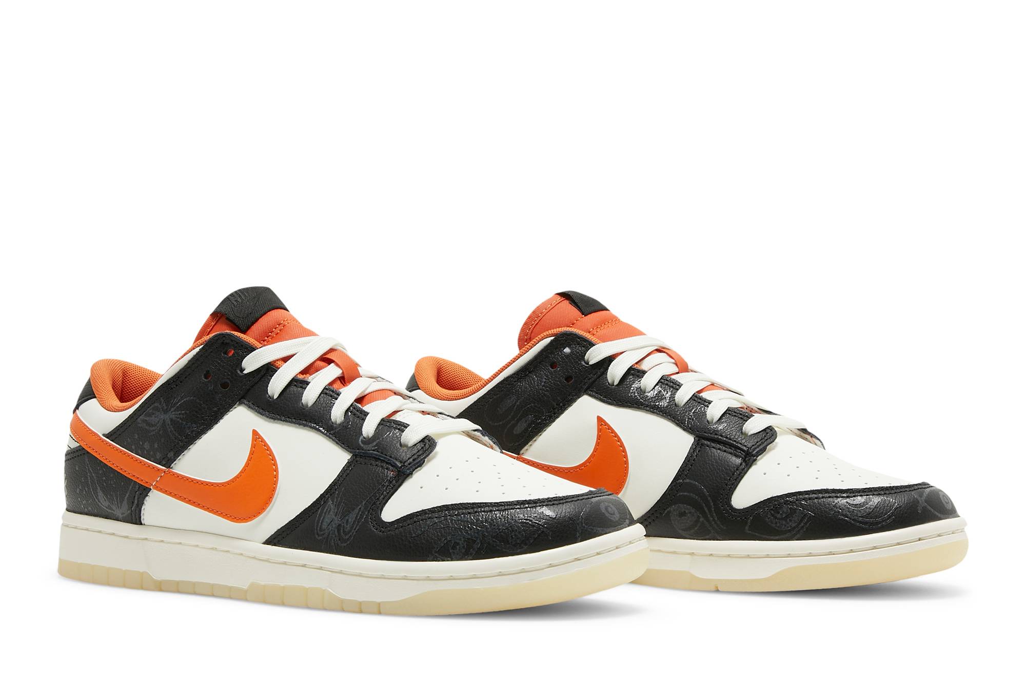 Nike Dunk Low ‘Halloween’ DD3357-100