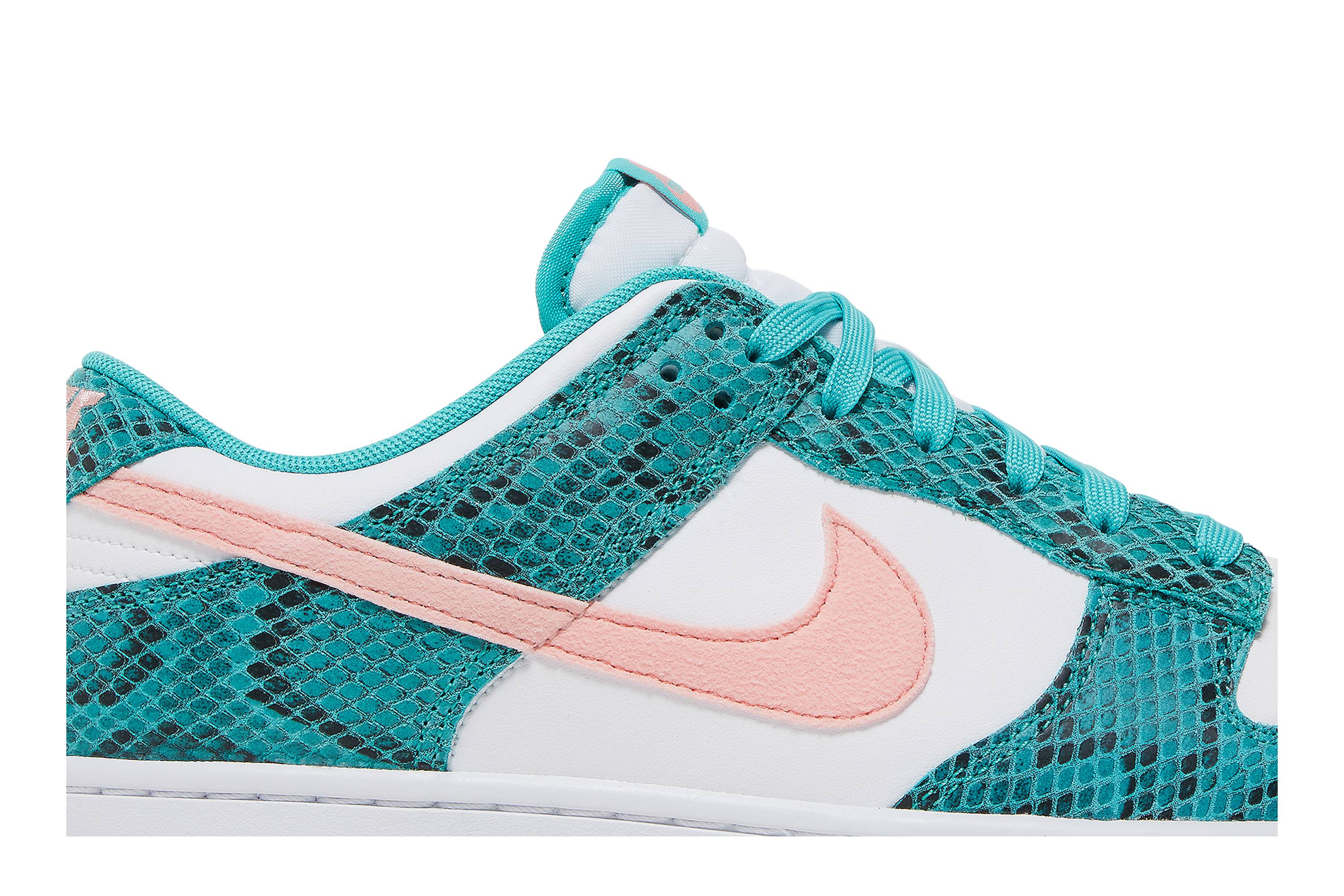 Nike Dunk Low Snakeskin DR8577-300 Nicesnk