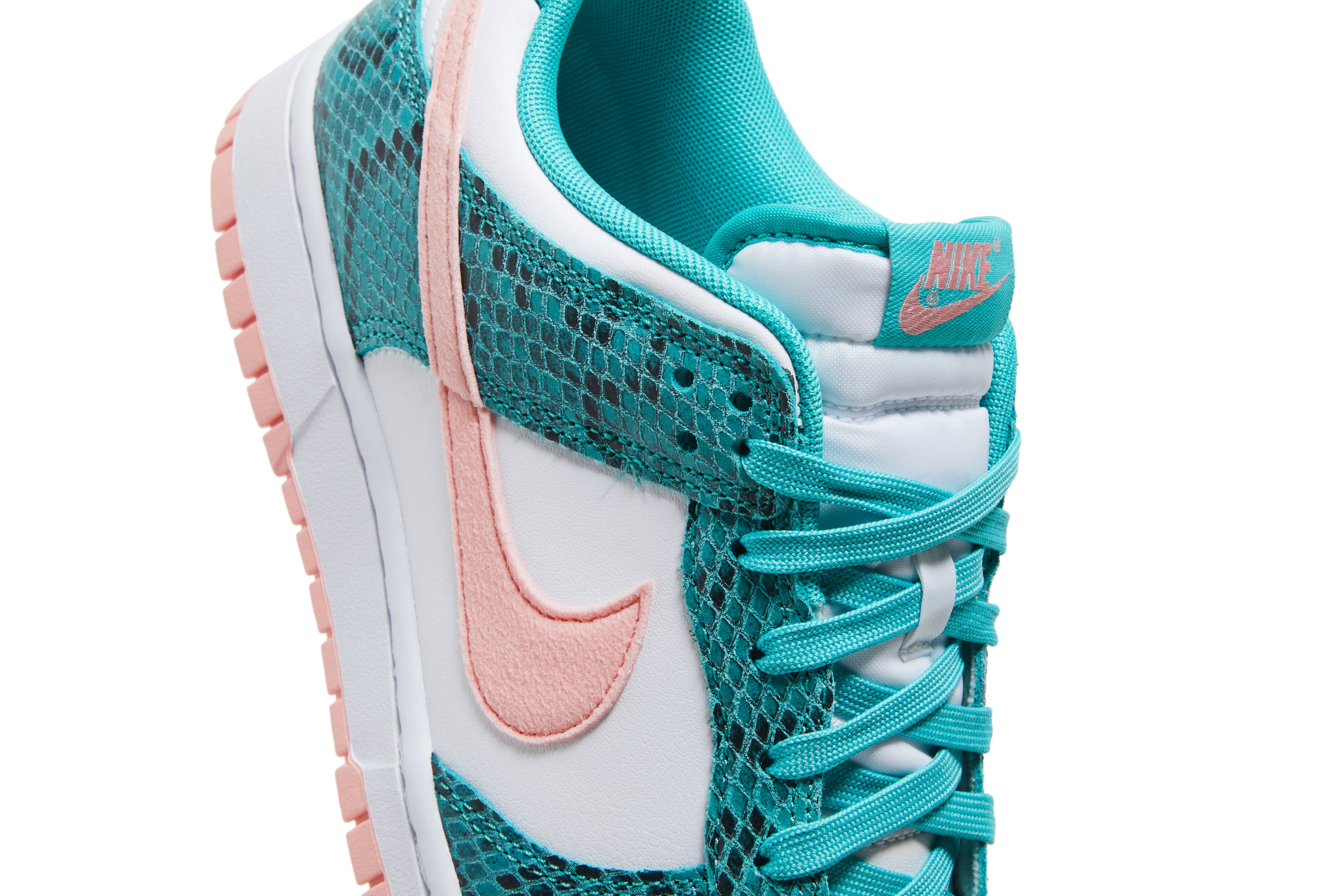 Nike Dunk Low Snakeskin DR8577-300 Nicesnk