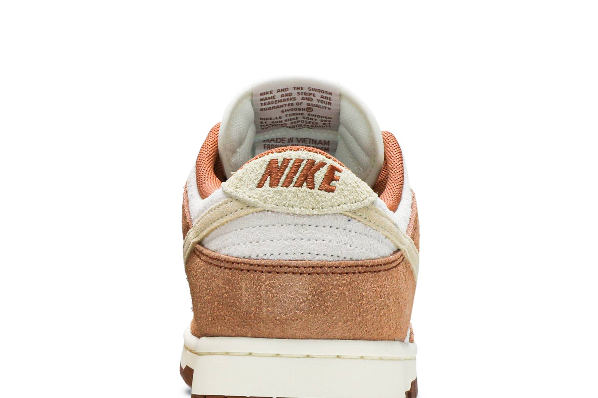Nike Dunk Low Premium ‘Medium Curry’ DD1390-100