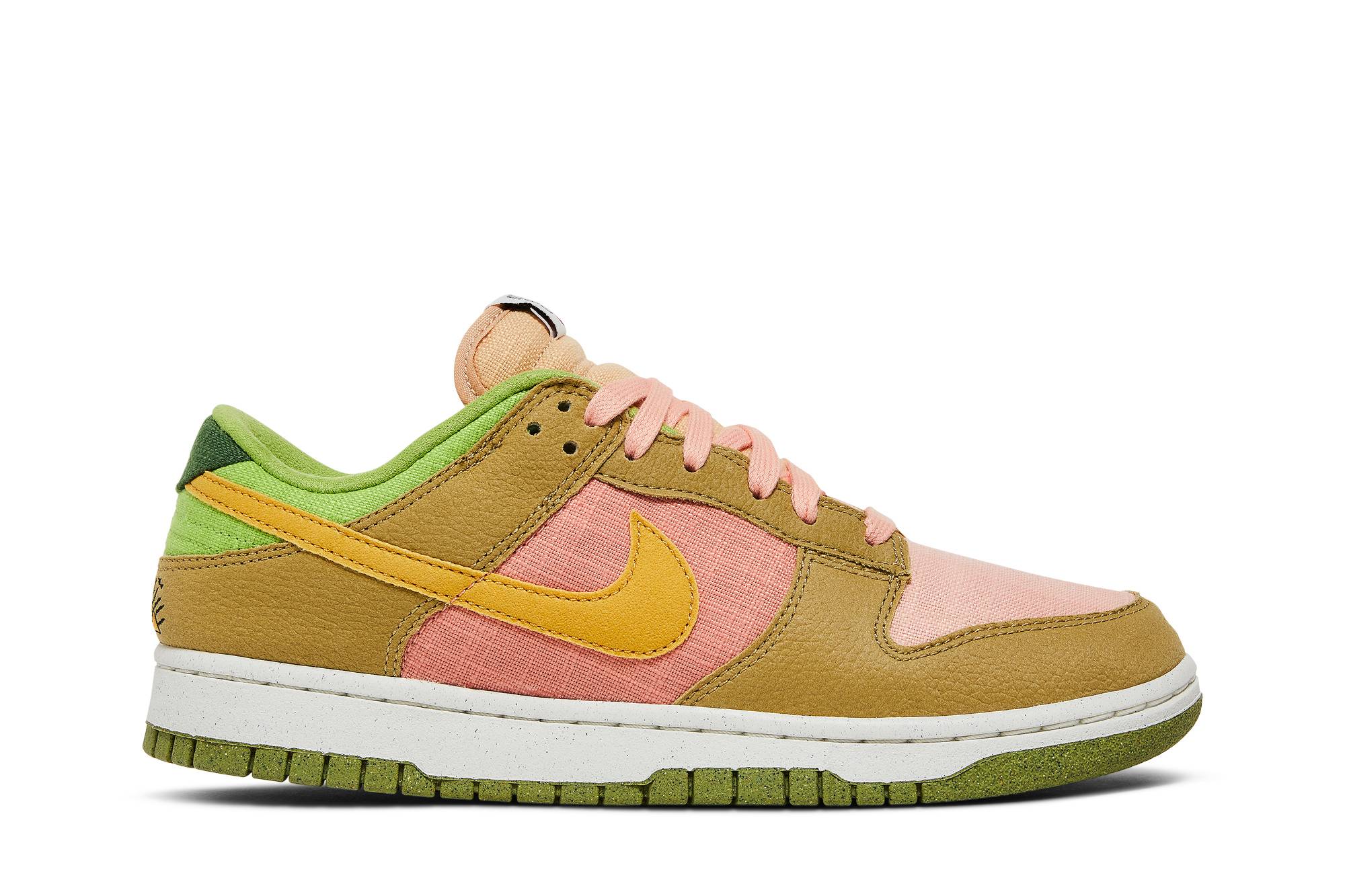 Nike Dunk Low SE ‘Sun Club’ DM0583-800