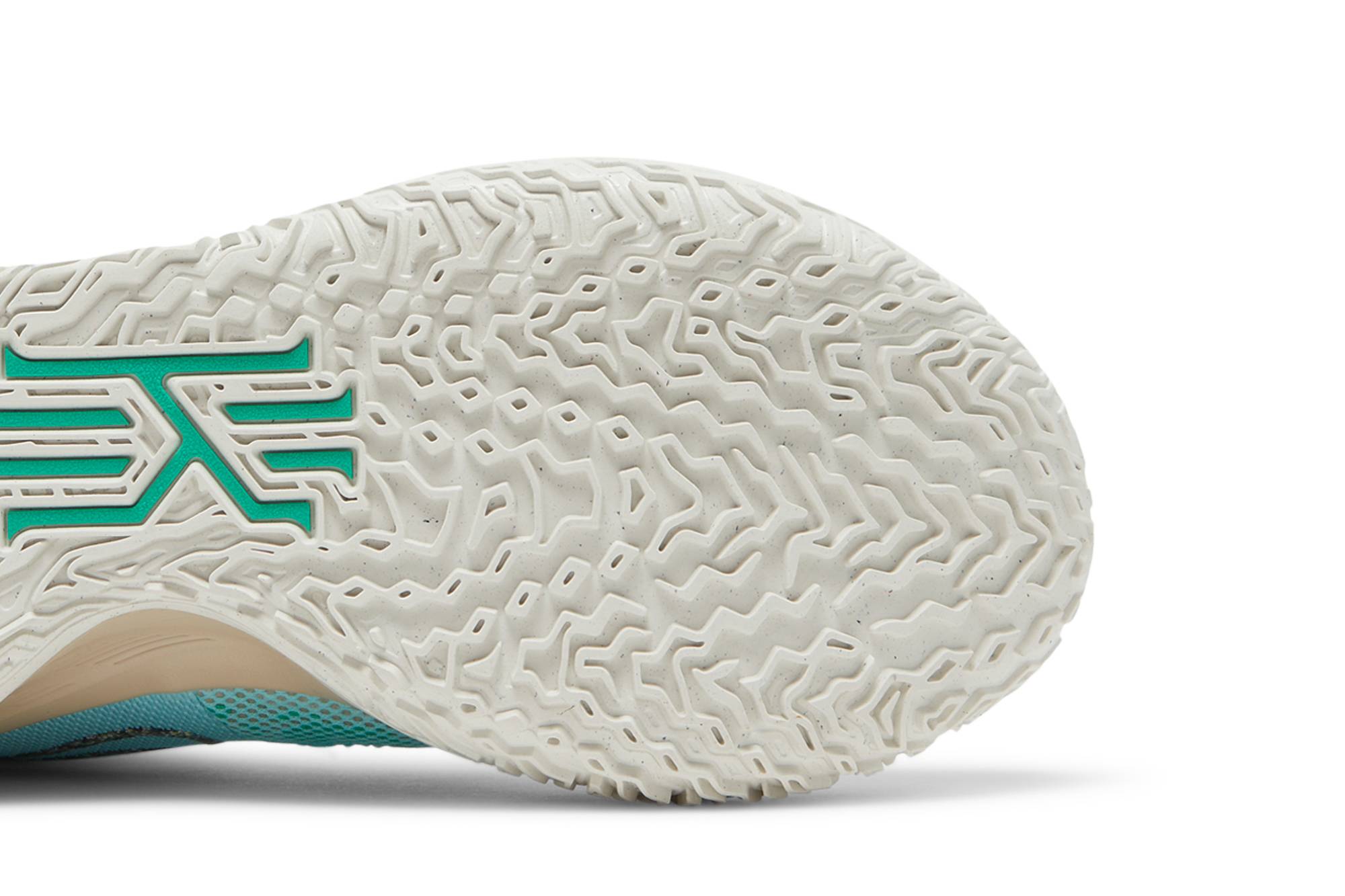 Nike Kyrie 7 EP ‘Copa’ CQ9327-402