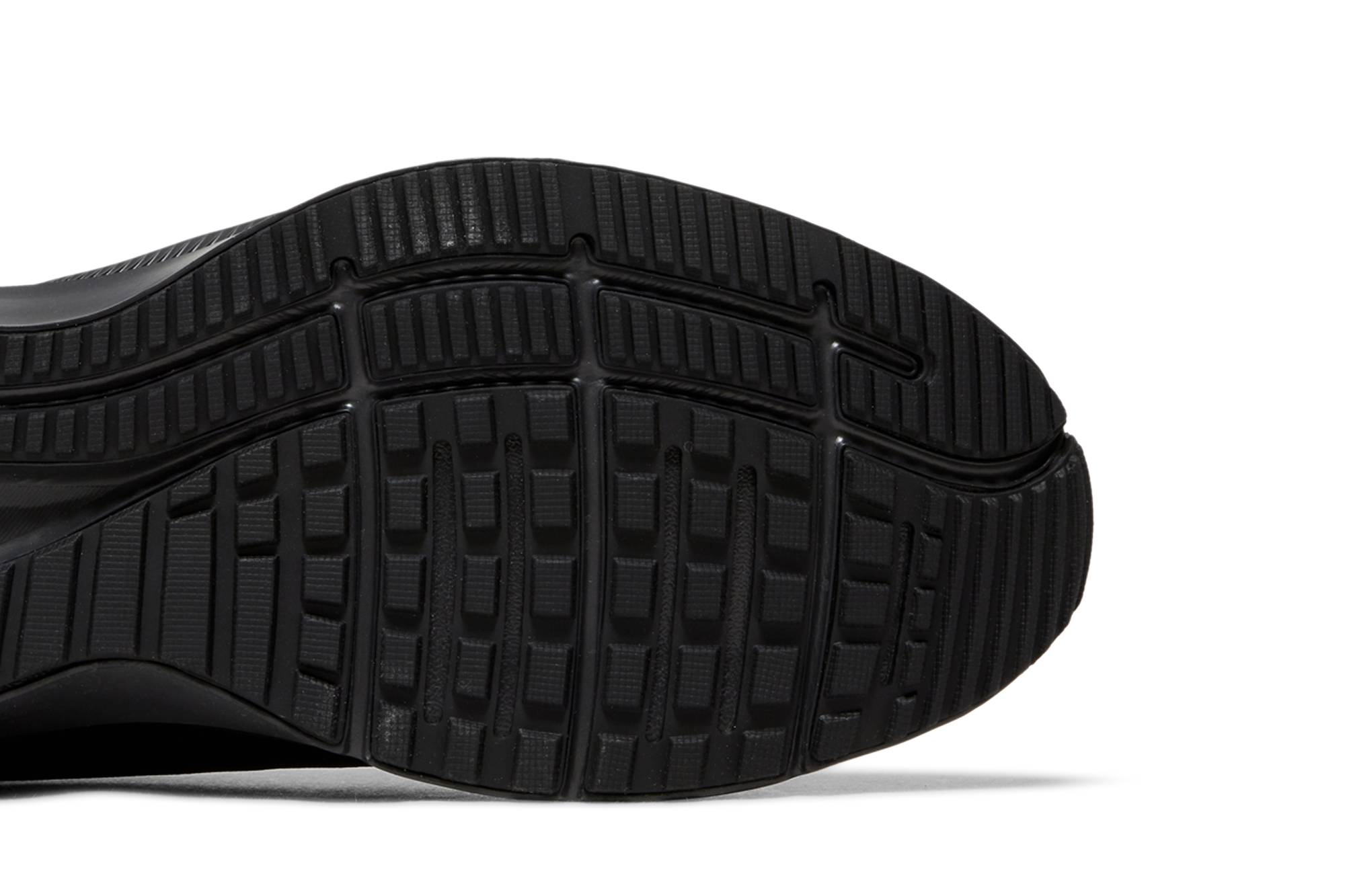 Nike Quest 4 ‘Black Metallic Gold’ DA1105-010