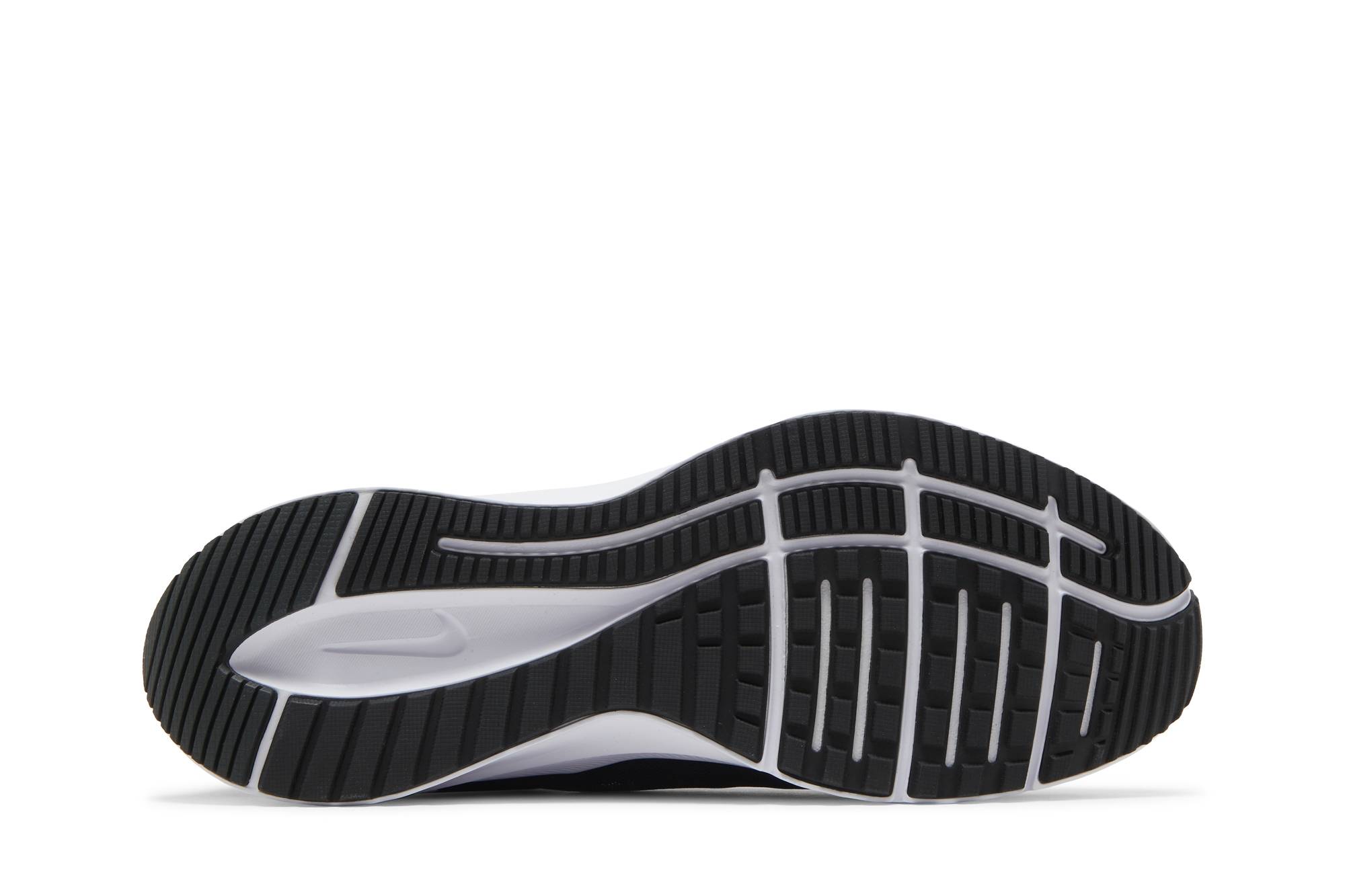 Nike Quest 4 ‘Black White’ DA1105-006
