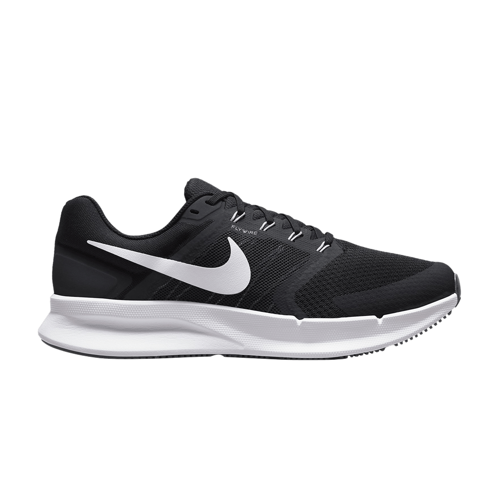Nike Run Swift 3 ‘Black White’ DR2695-002