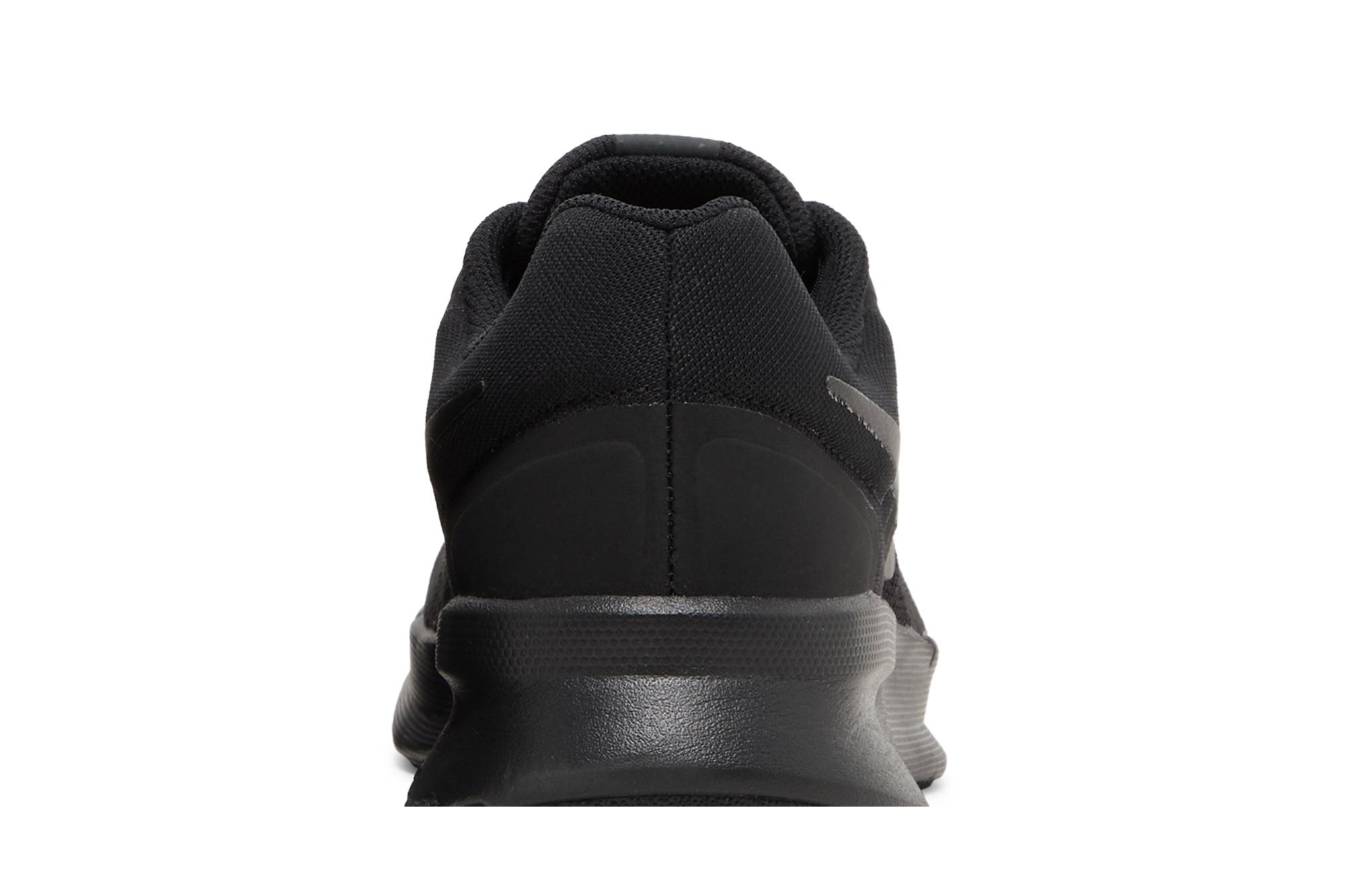 Nike Run Swift 3 ‘Triple Black’ DR2695-003