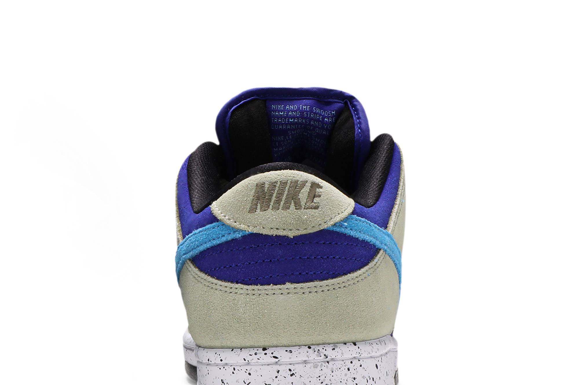 Nike SB Dunk Low ‘ACG Celadon’ BQ6817-301