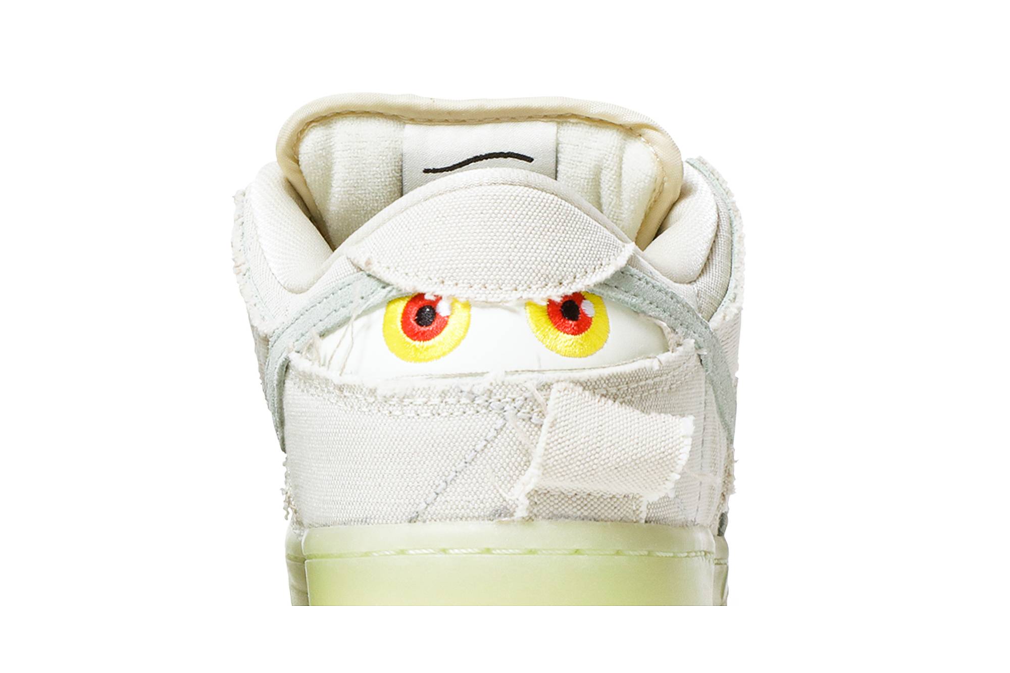Nike SB Dunk Low ‘Mummy’ DM0774-111