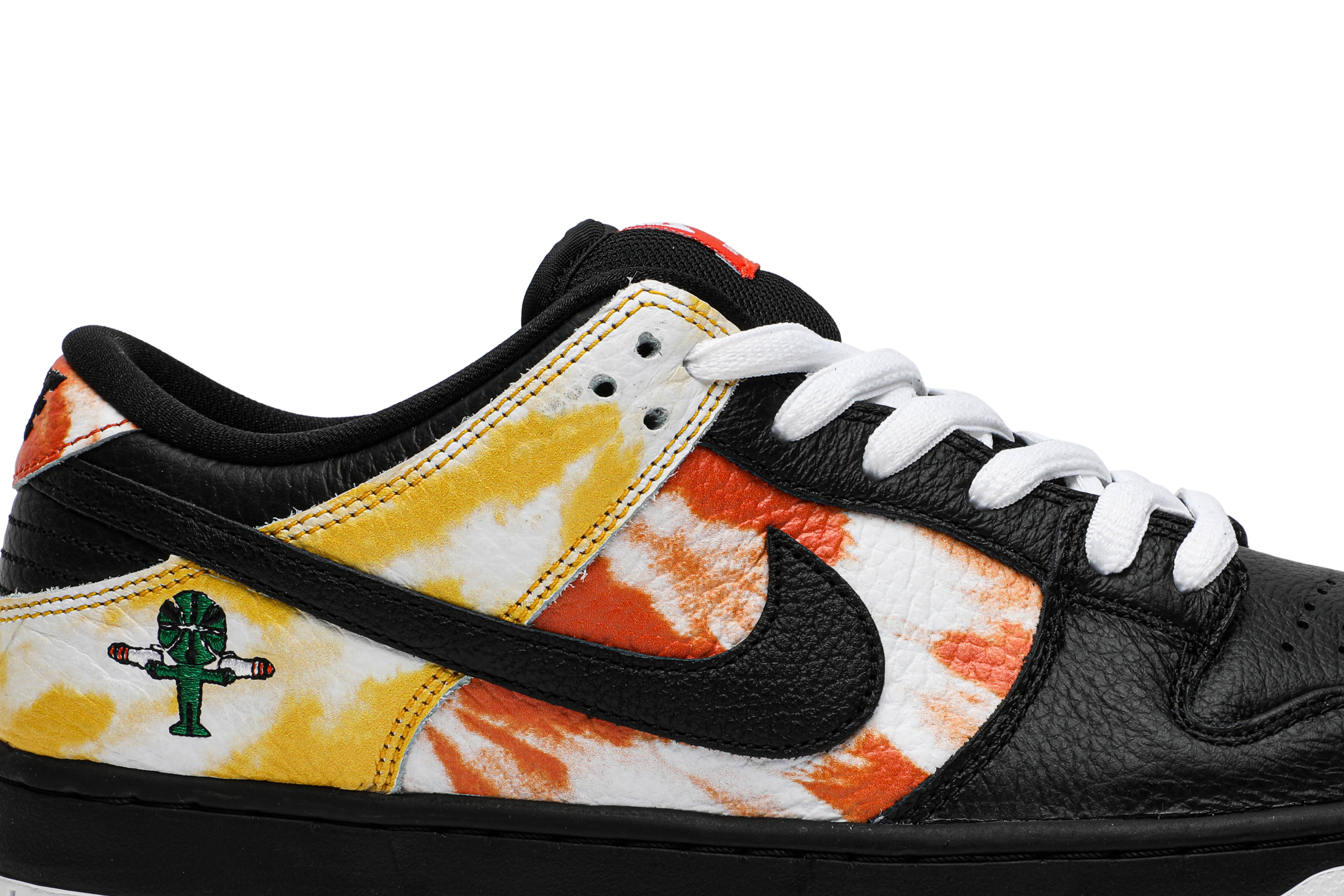 Nike SB Dunk Low ‘Tie-Dye Raygun – Black’ [also worn by Jay Chou] BQ6832-001