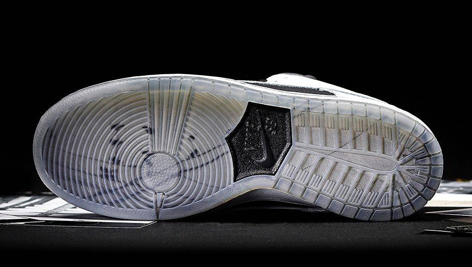 Nike SB Dunk Low Pro 35mm Camera Starp 504750-020 Nicesnk