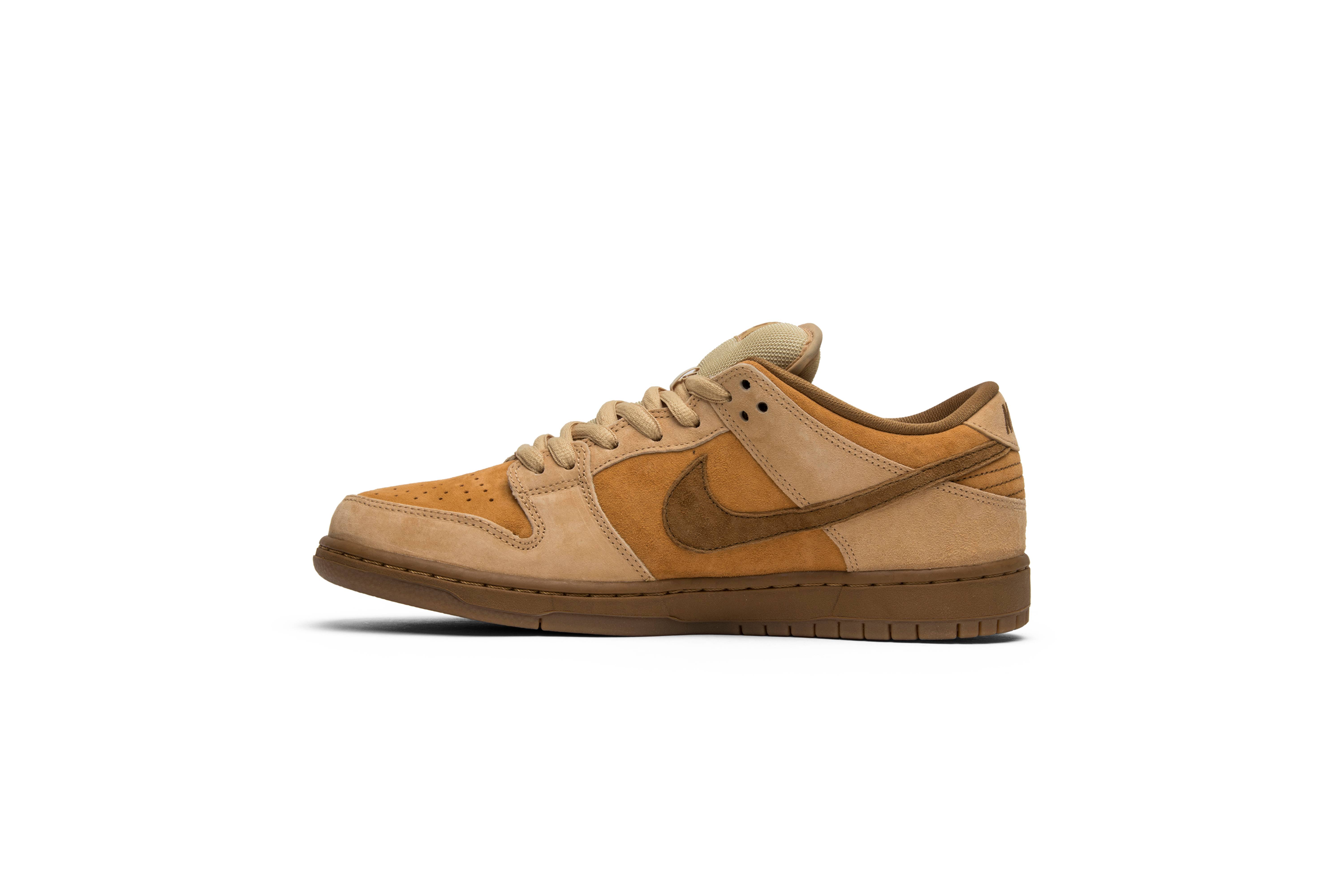 Nike SB Dunk Low Pro Reverse Reese Forbes 883232-700 Nicesnk