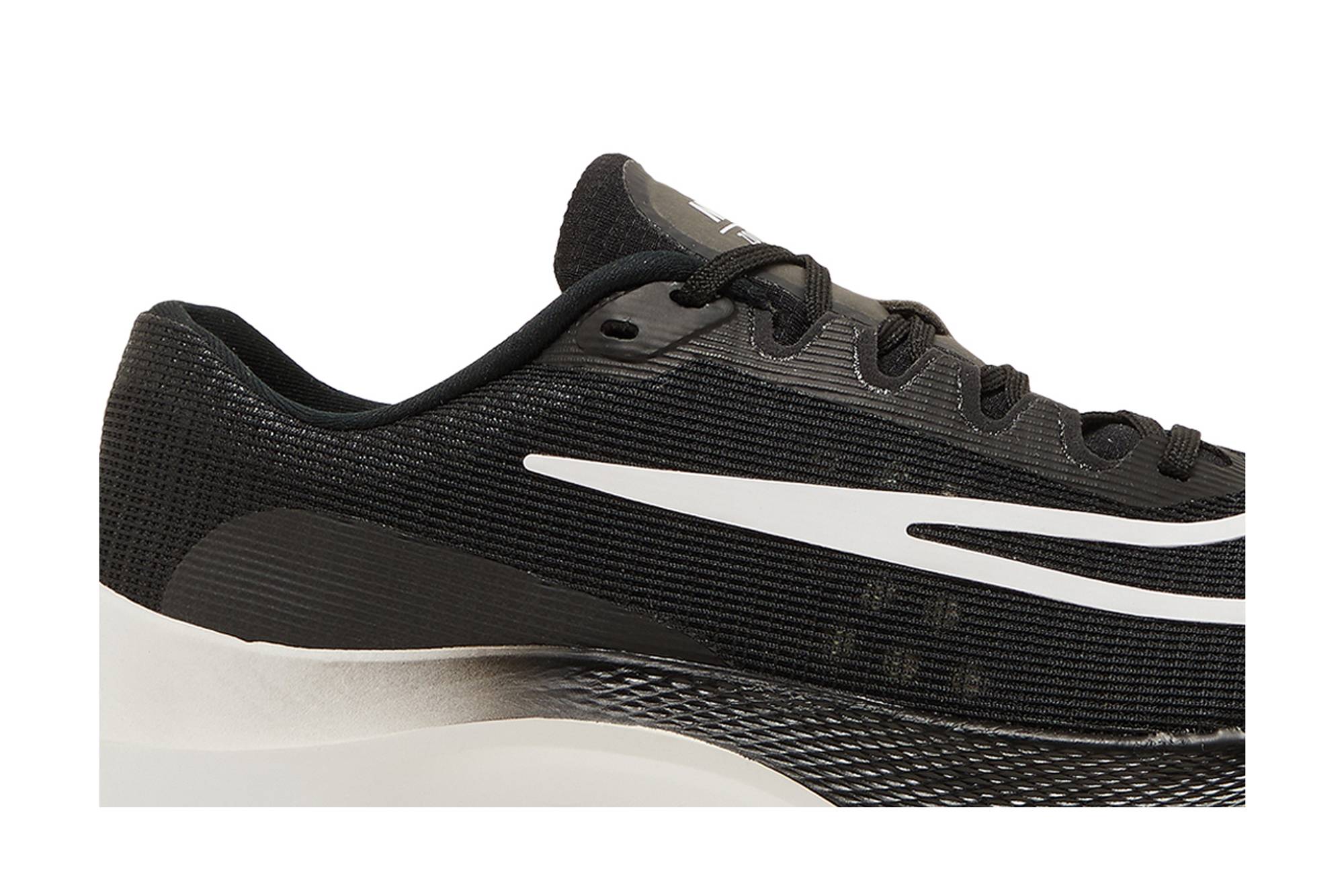 Nike Zoom Fly 5 ‘Black White’ DM8968-001