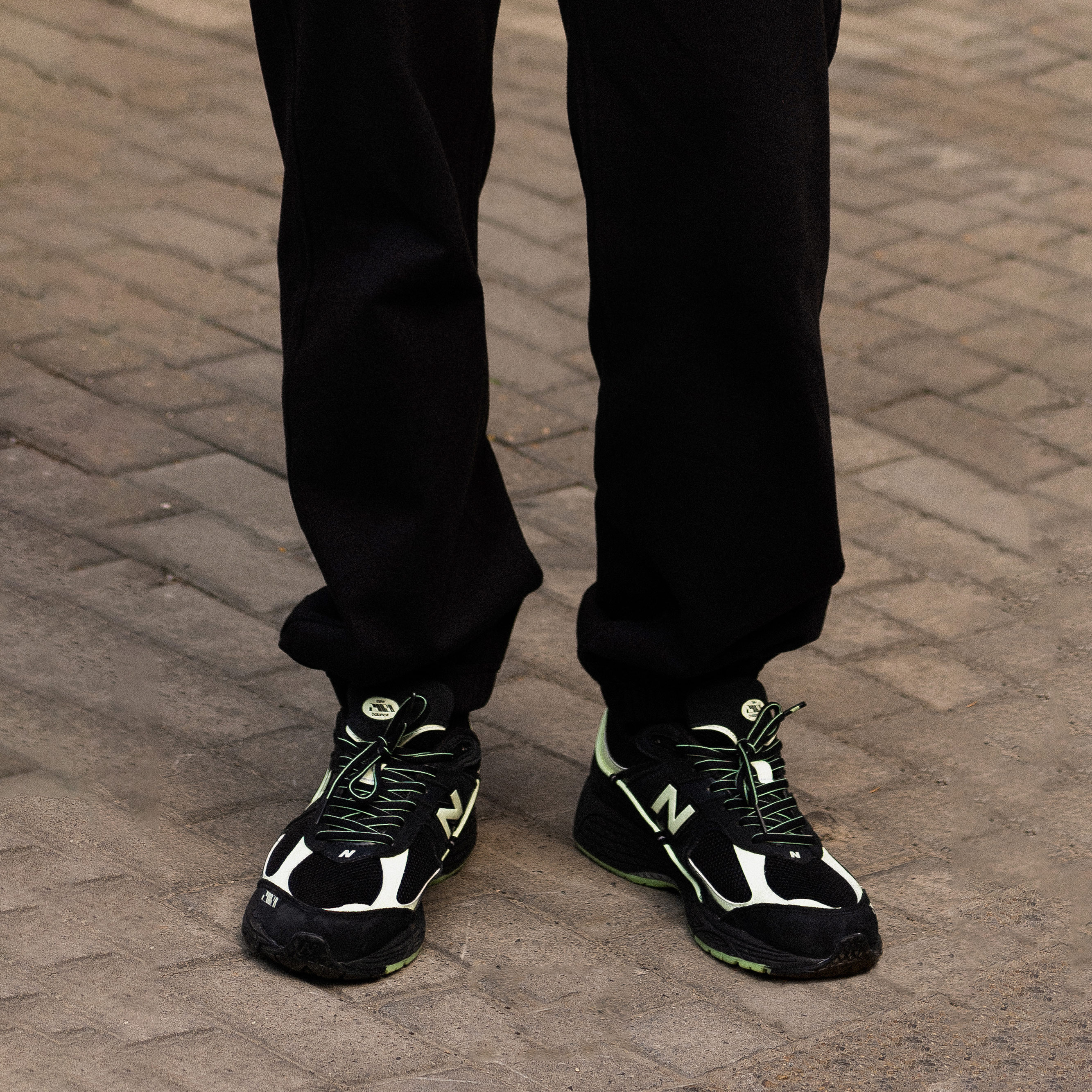New Balance RANDOMEVENT x UNIK x 2002R Cement ML2002RZ Nicesnk