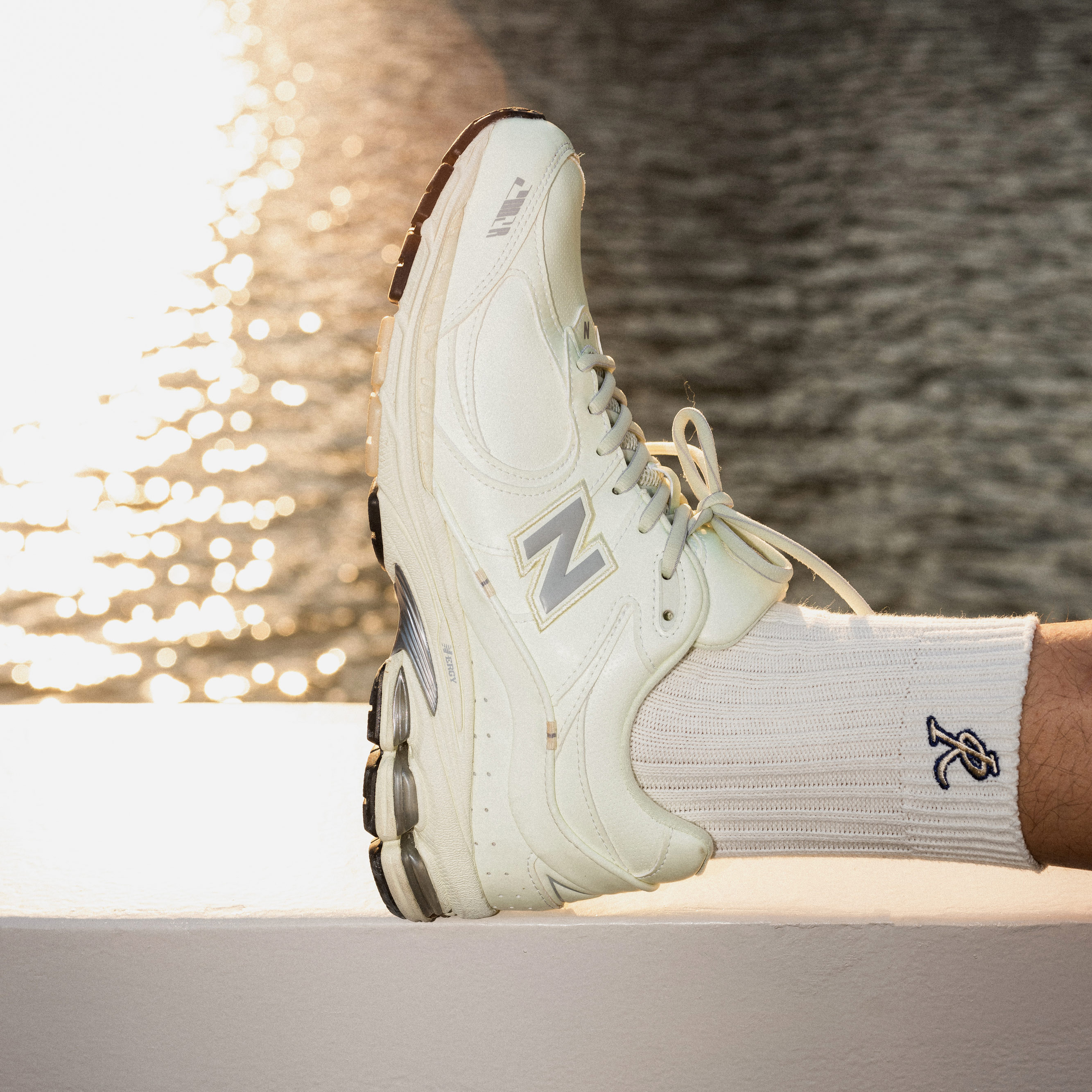 New Balance RANDOMEVENT UNIK 2002R ‘White’ ML2002RX
