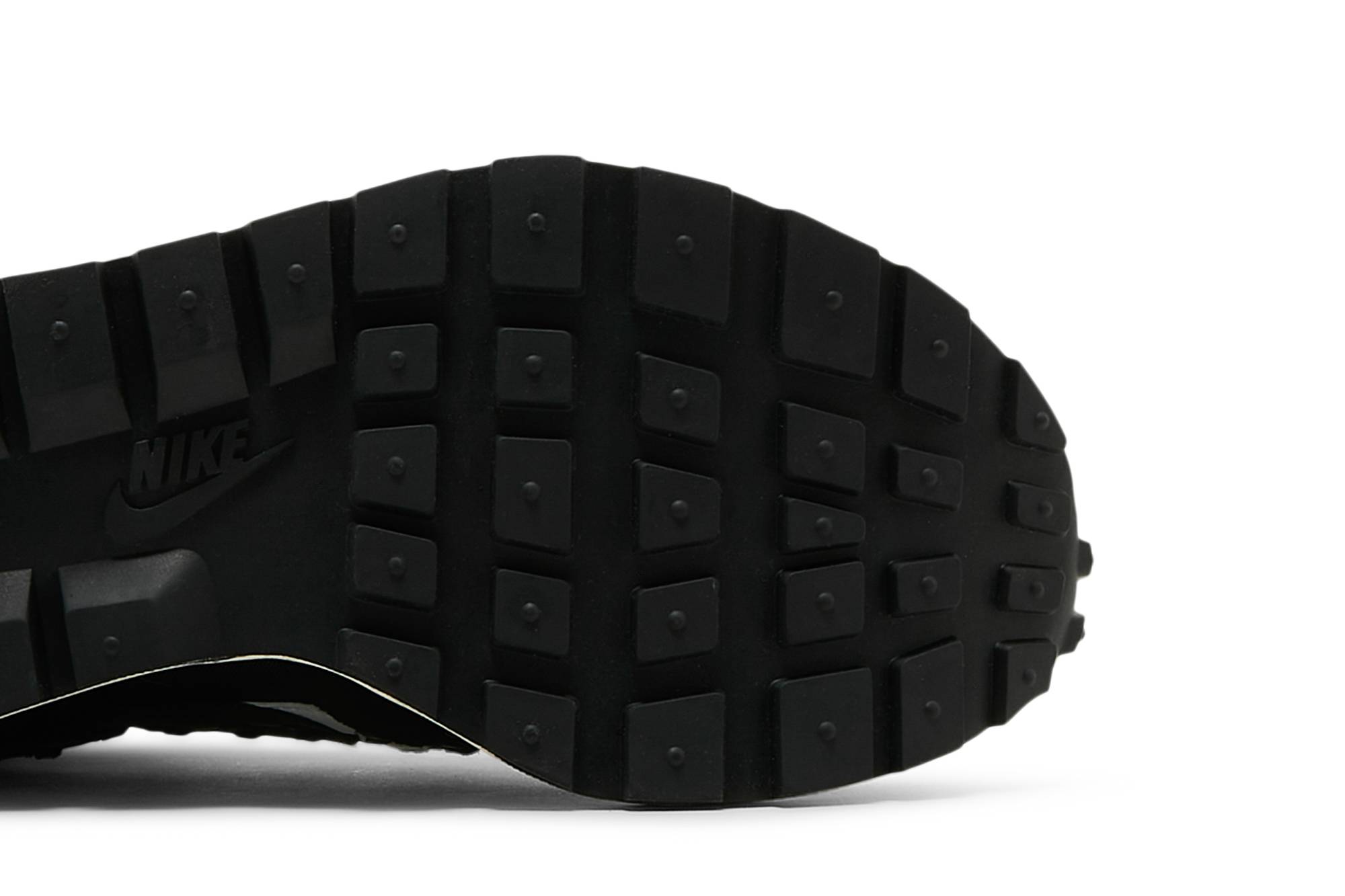 sacai x Jean Paul Gaultier x Nike Vaporwaffle ‘Black’ DH9186-001