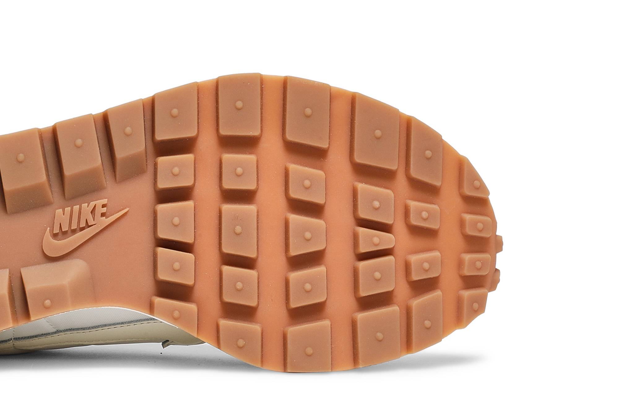 sacai x Nike VaporWaffle Sail Gum DD1875-100 Nicesnk