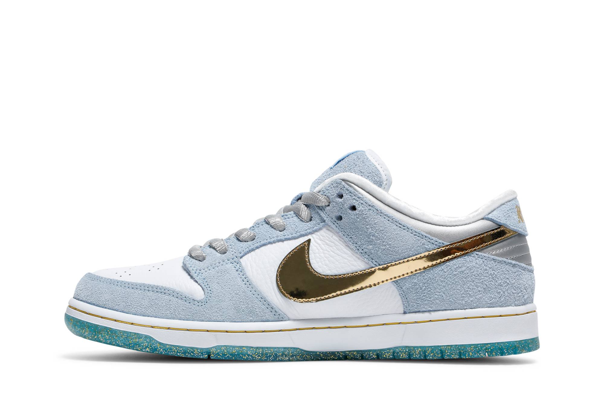 Sean Cliver x Nike SB Dunk Low Holiday Special DC9936-100 Nicesnk