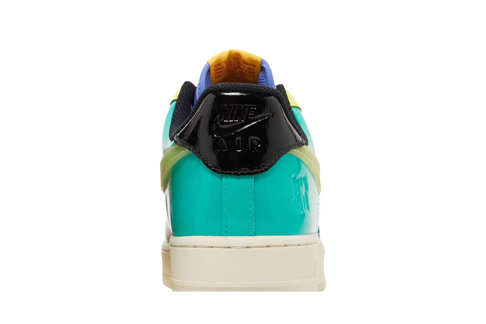UNDEFEATED x Nike Air Force 1 Low ‘Community’ DV5255-001